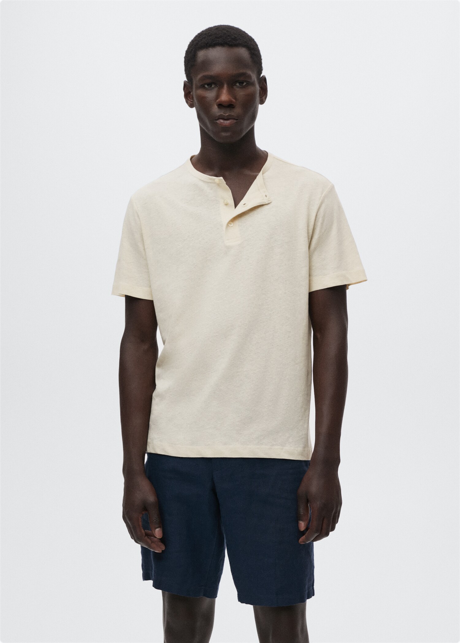 Camiseta cuello panadero lino - Plano medio