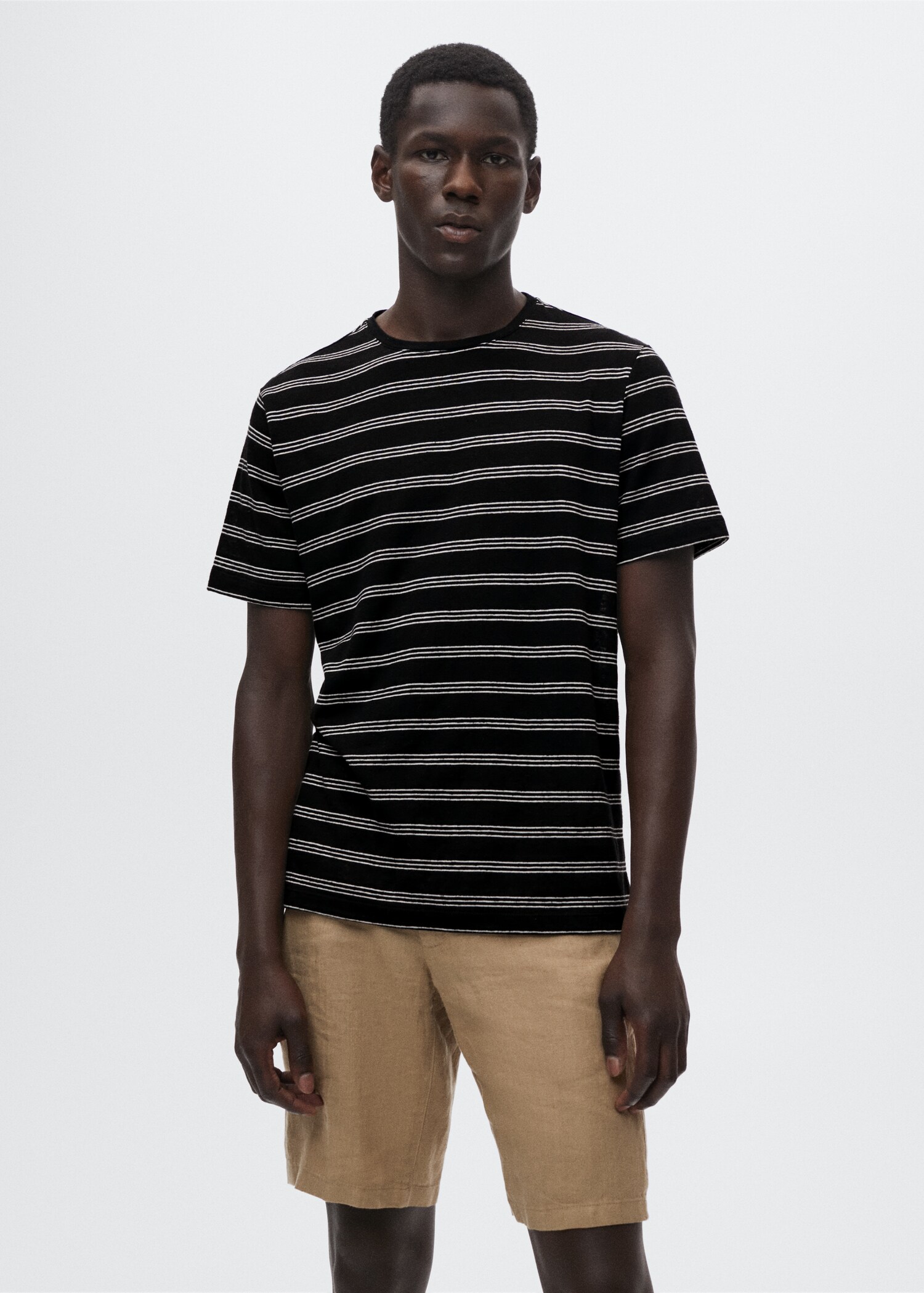 Camiseta lino rayas - Plano medio