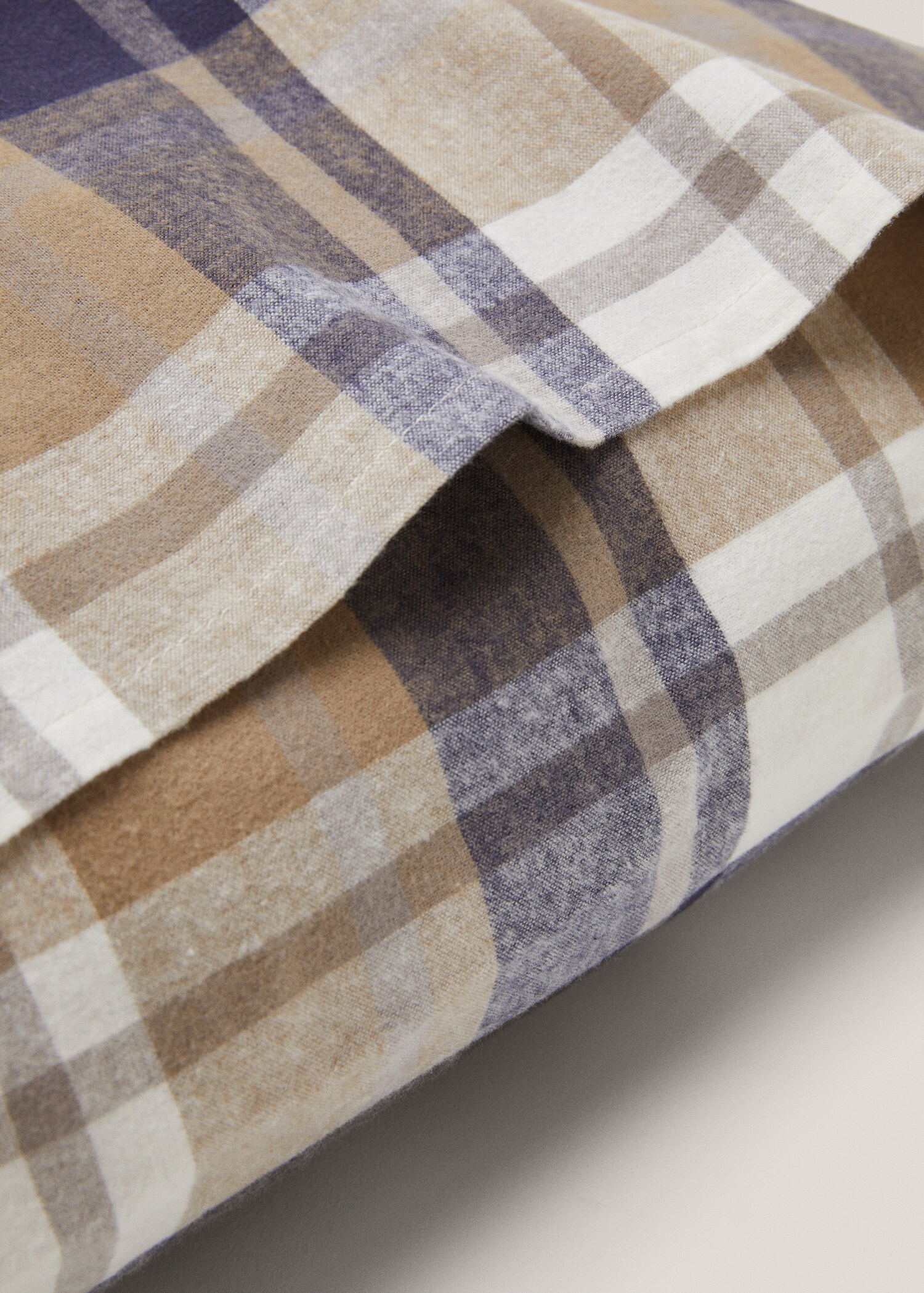 Woven check flannel pillowcase 60x60cm (Pack of two) - Details of the article 2