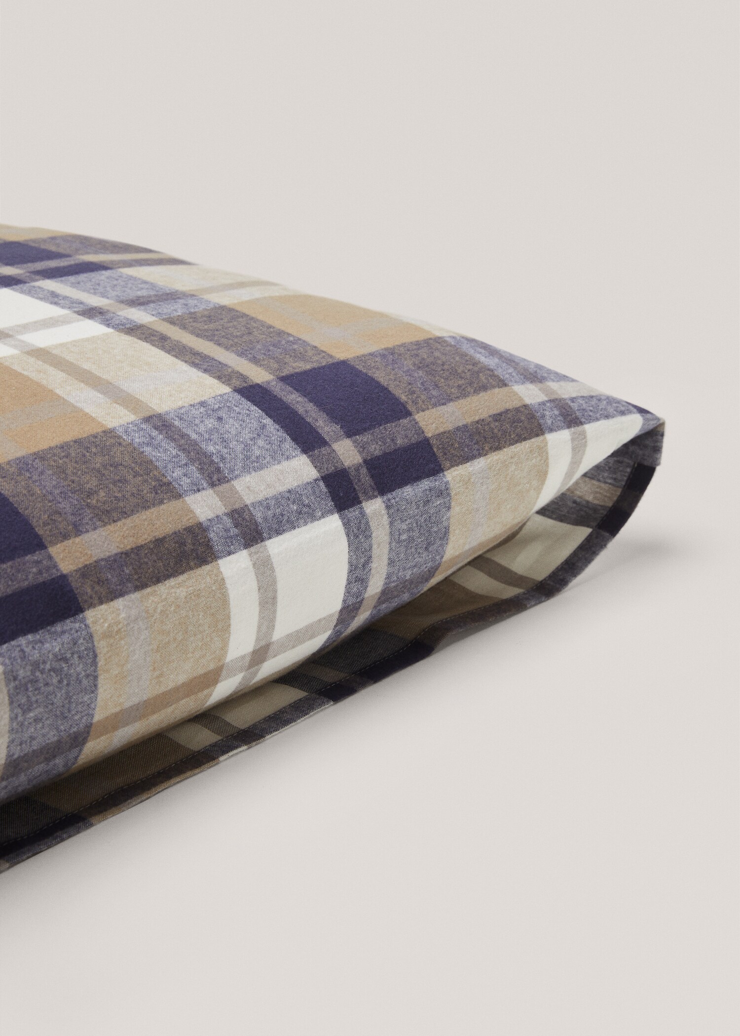 Woven check flannel pillowcase 60x60cm (Pack of two) - Details of the article 3