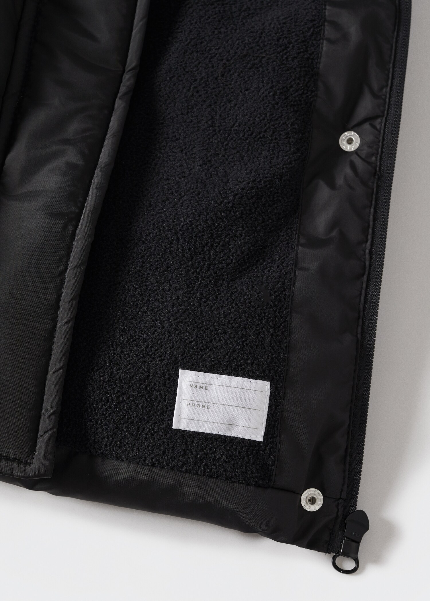 Padded fleece vest - Details of the article 8