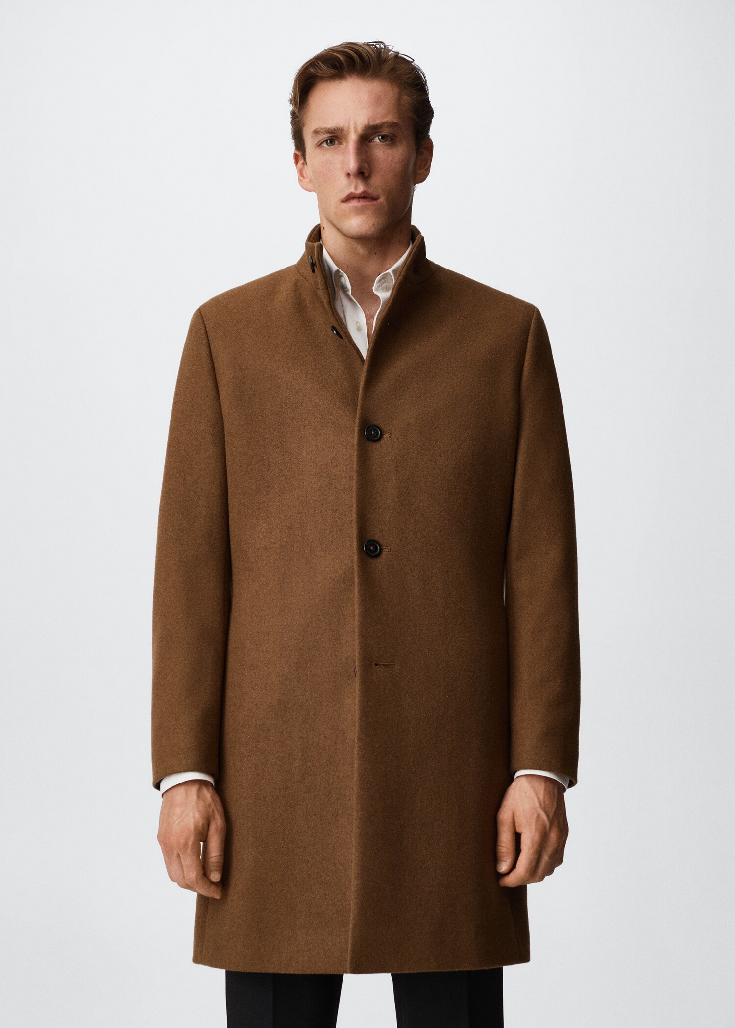 Manteau en laine à col cheminée - Plan moyen