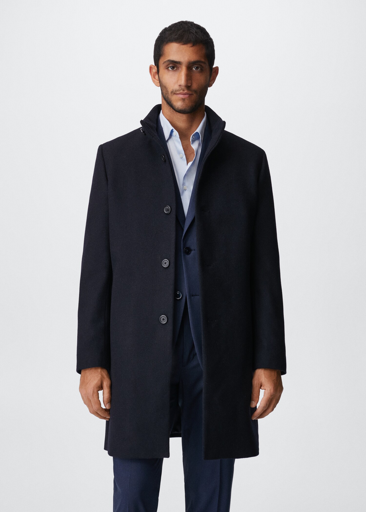 Manteau en laine à col cheminée - Plan moyen