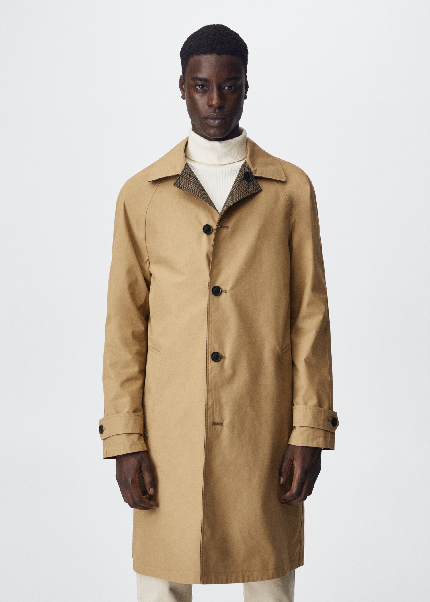 Vändbar trenchcoat water repellent - Bild av mittparti