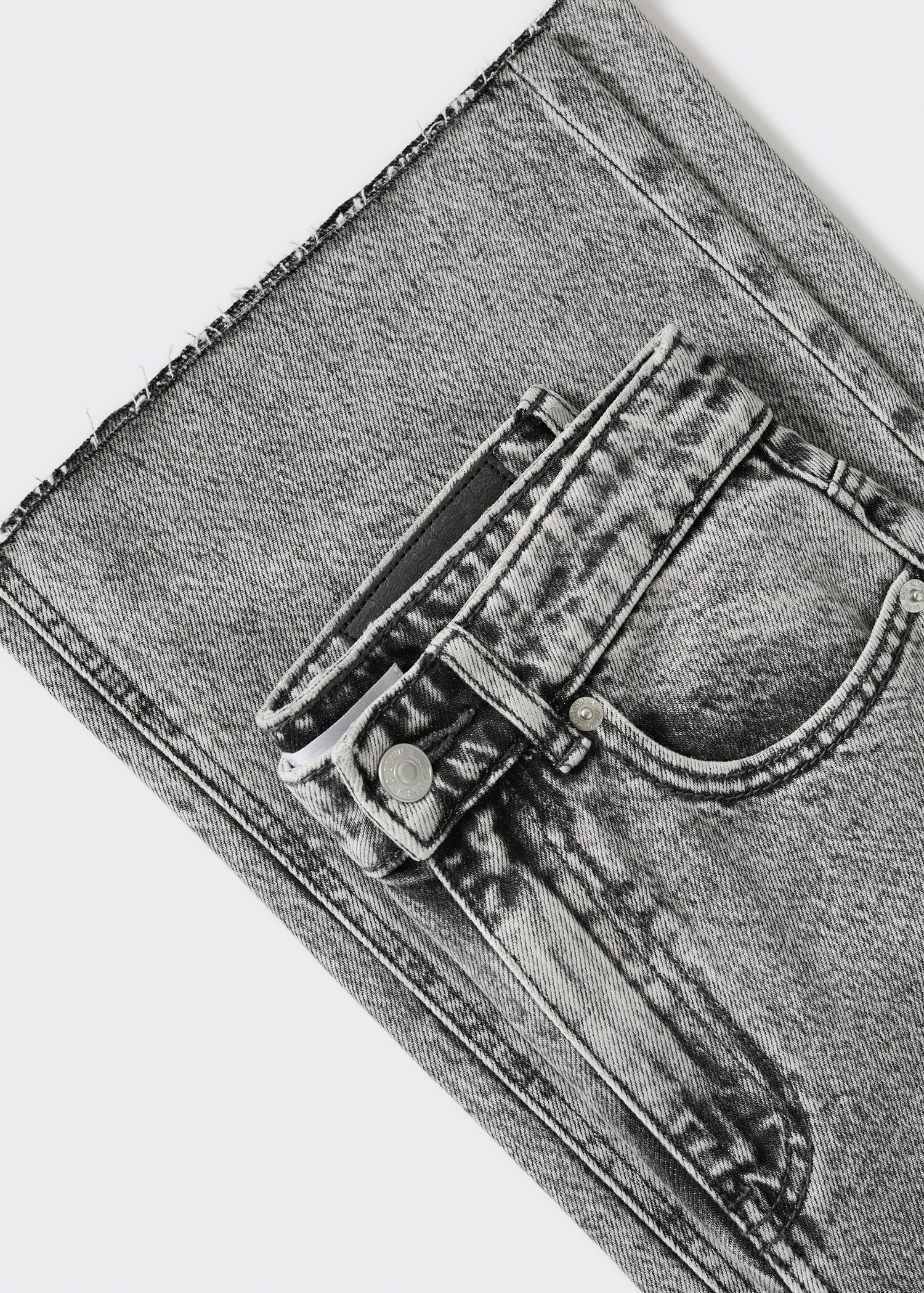 Džíny culottes s roztřepeným spodním lemem - Detail zboží 8
