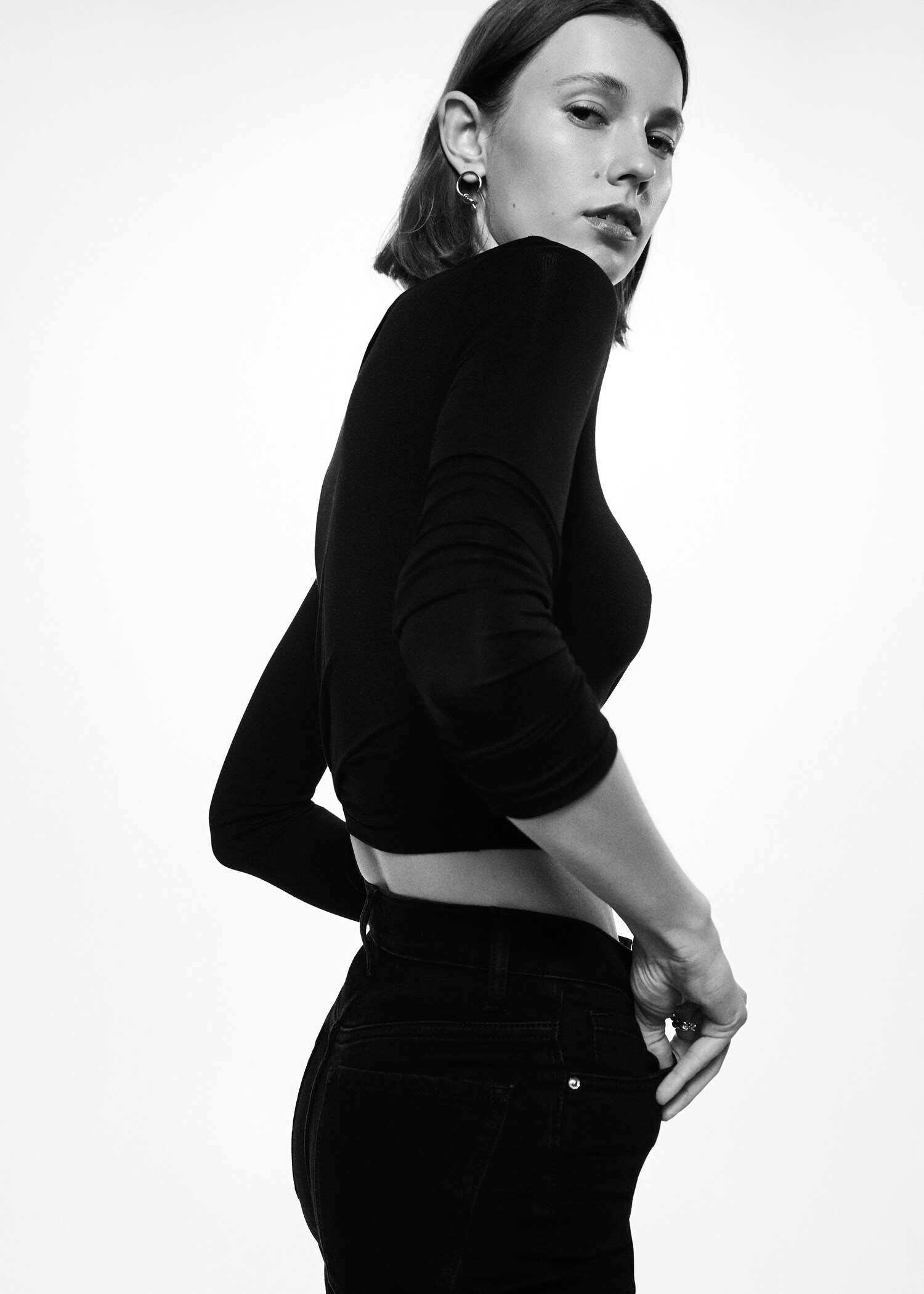 High-waist bootcut jeans - Details of the article 2