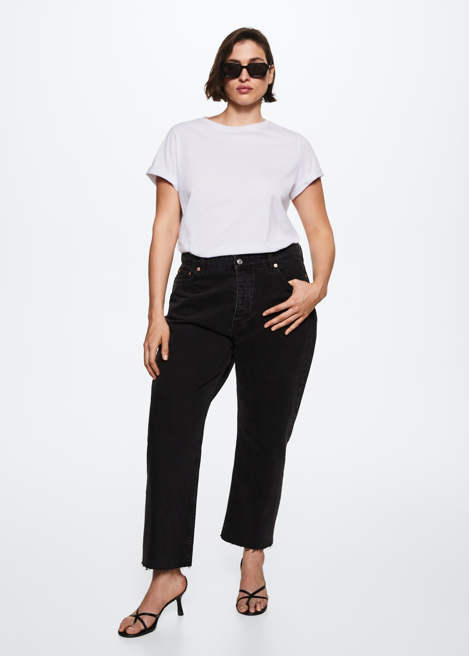 High-waist cropped straight jeans - Details of the article 3
