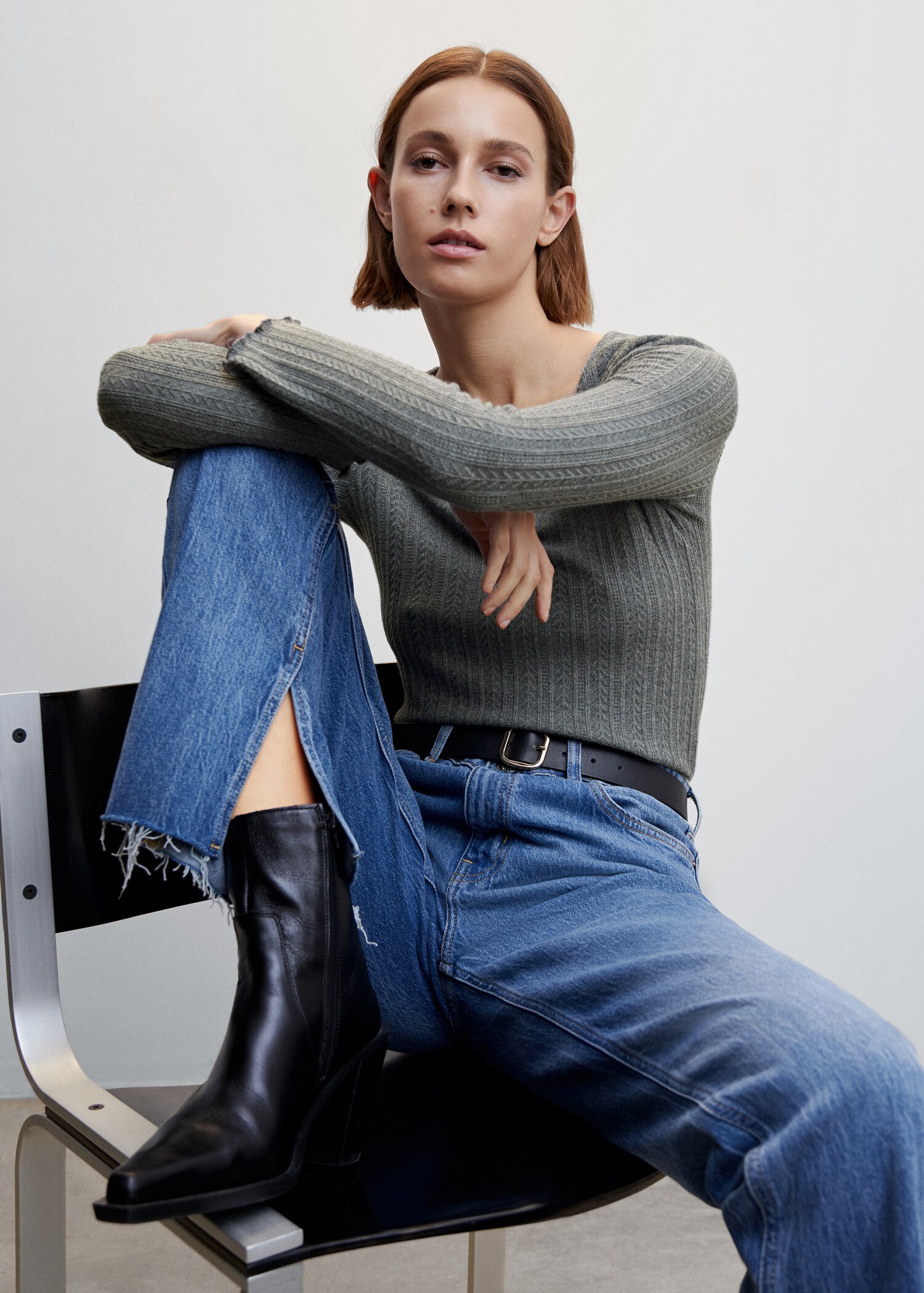 Long-sleeve t-shirt with ruffles - Details of the article 2