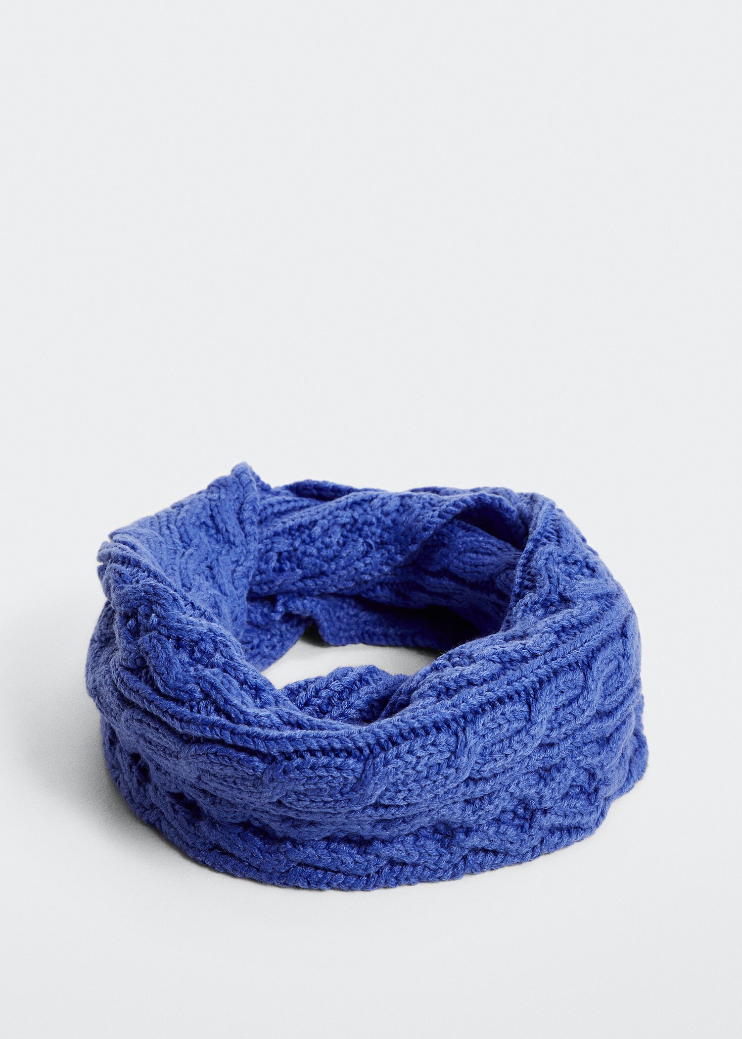 Cable-knit scarf - Details of the article 1