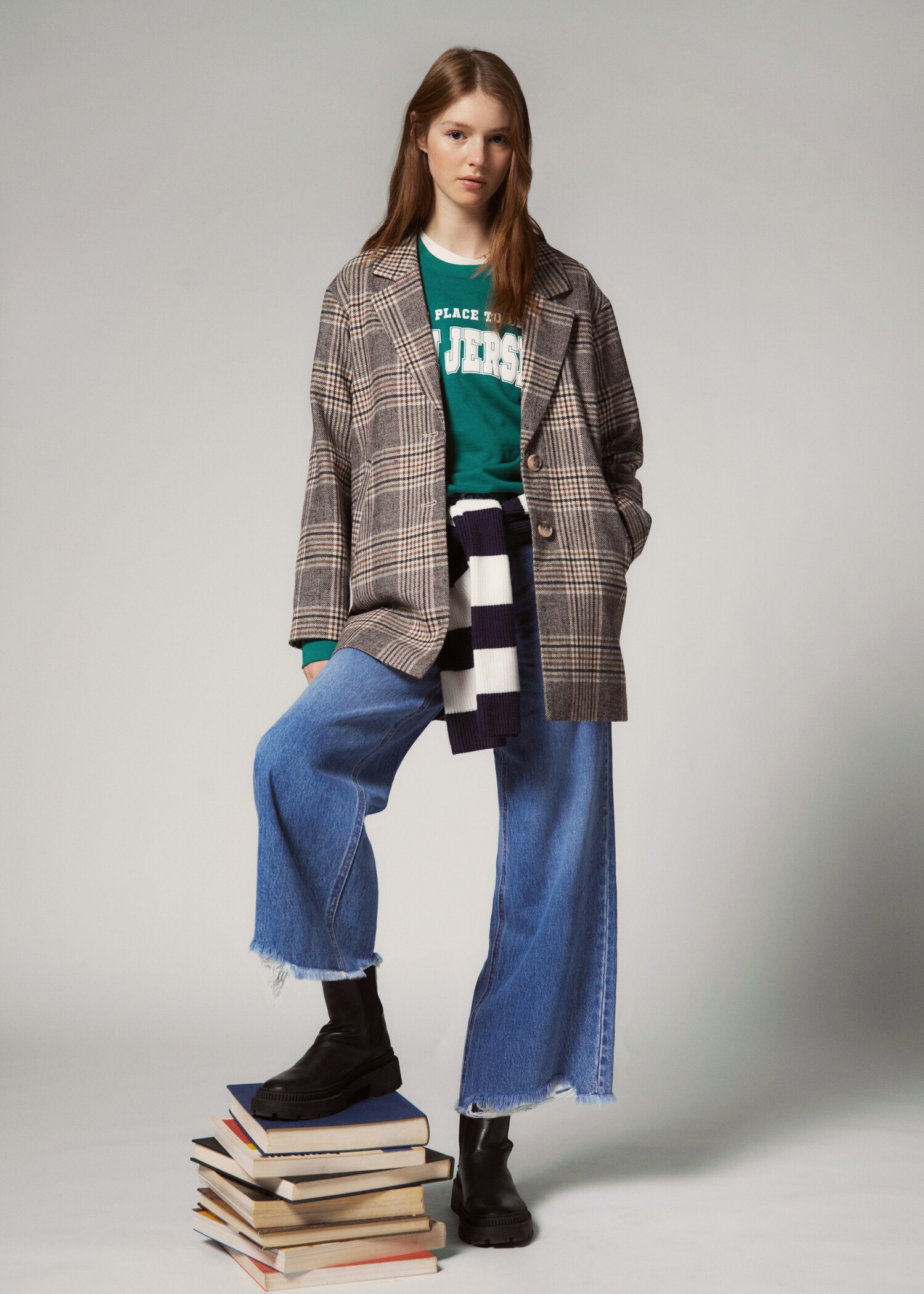 Lapelled straight-cut coat - Details of the article 6