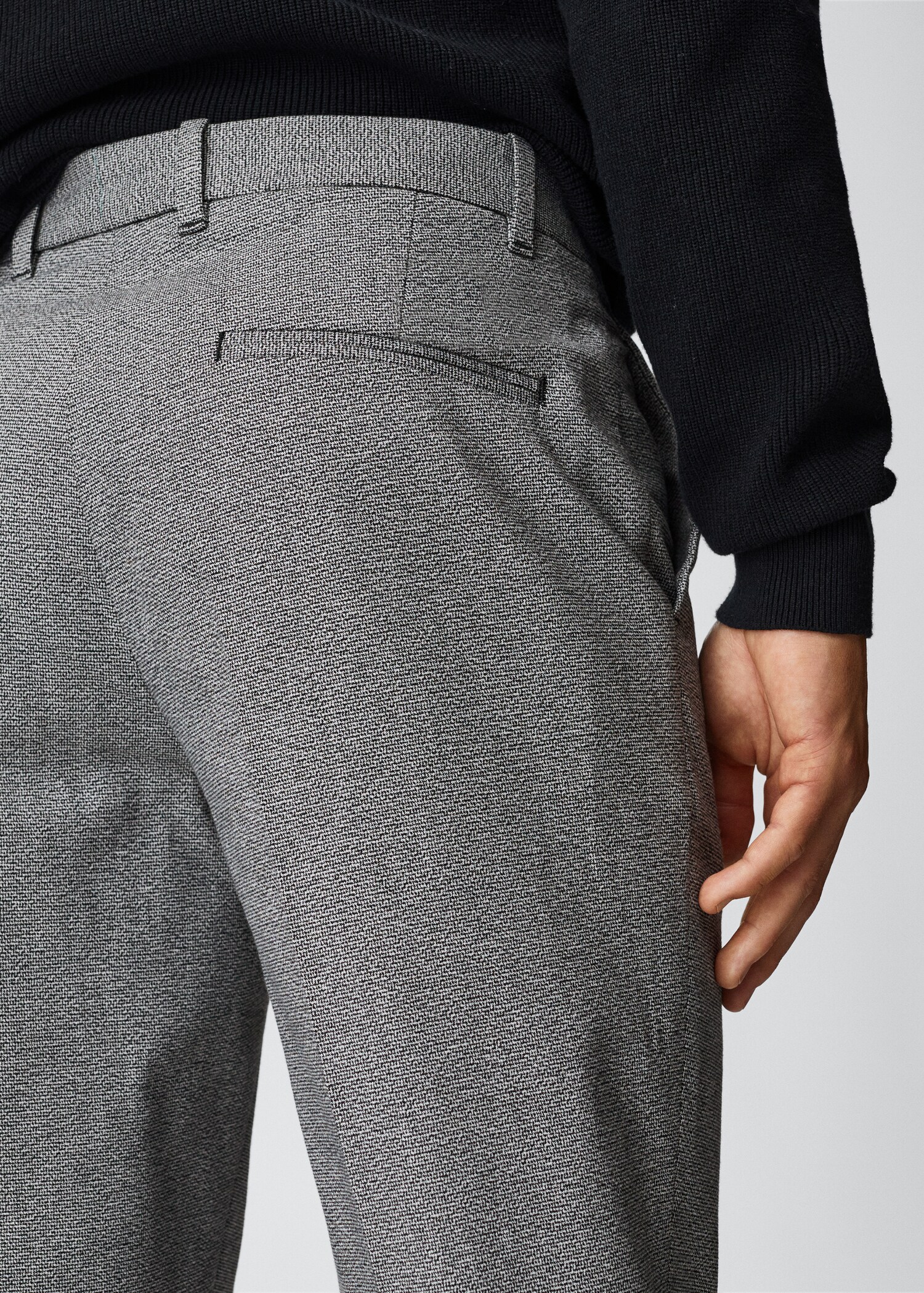 Kalhoty regular fit s výraznou strukturou - Detail zboží 2