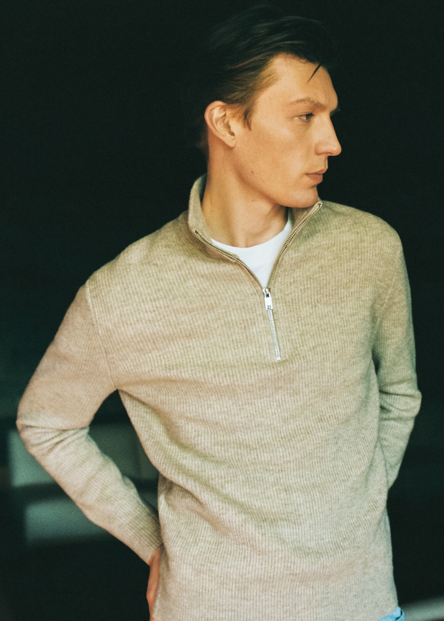 Zipped high collar sweater - Details of the article 5