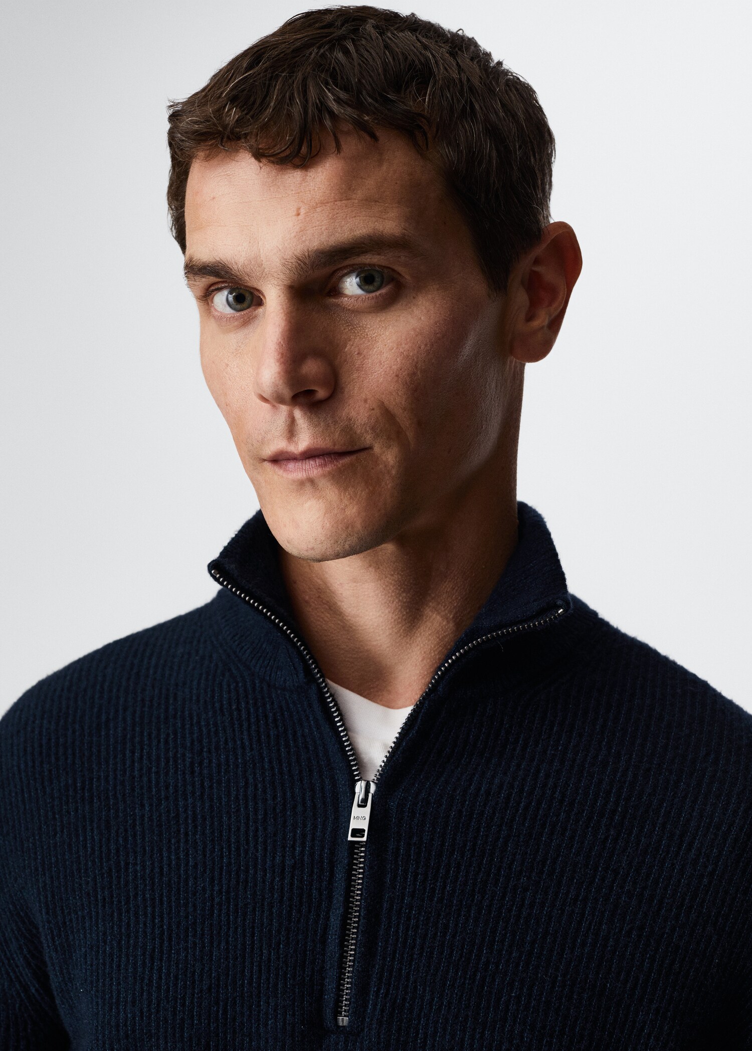 Zipped high collar sweater - Details of the article 1