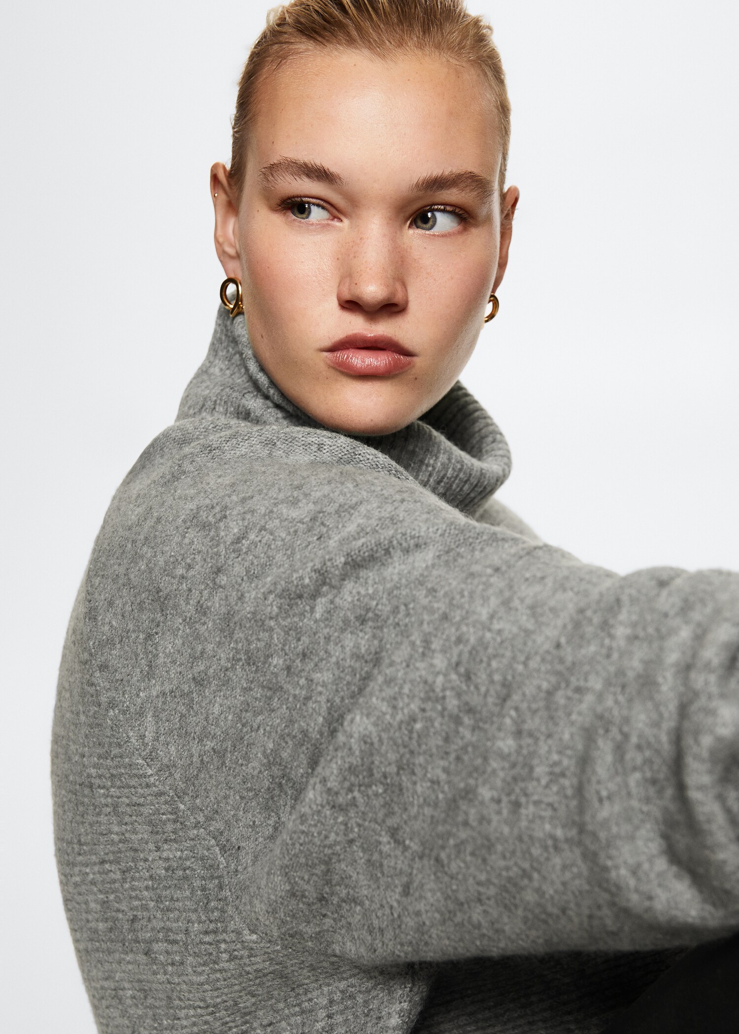 Turtle neck sweater - Details of the article 4