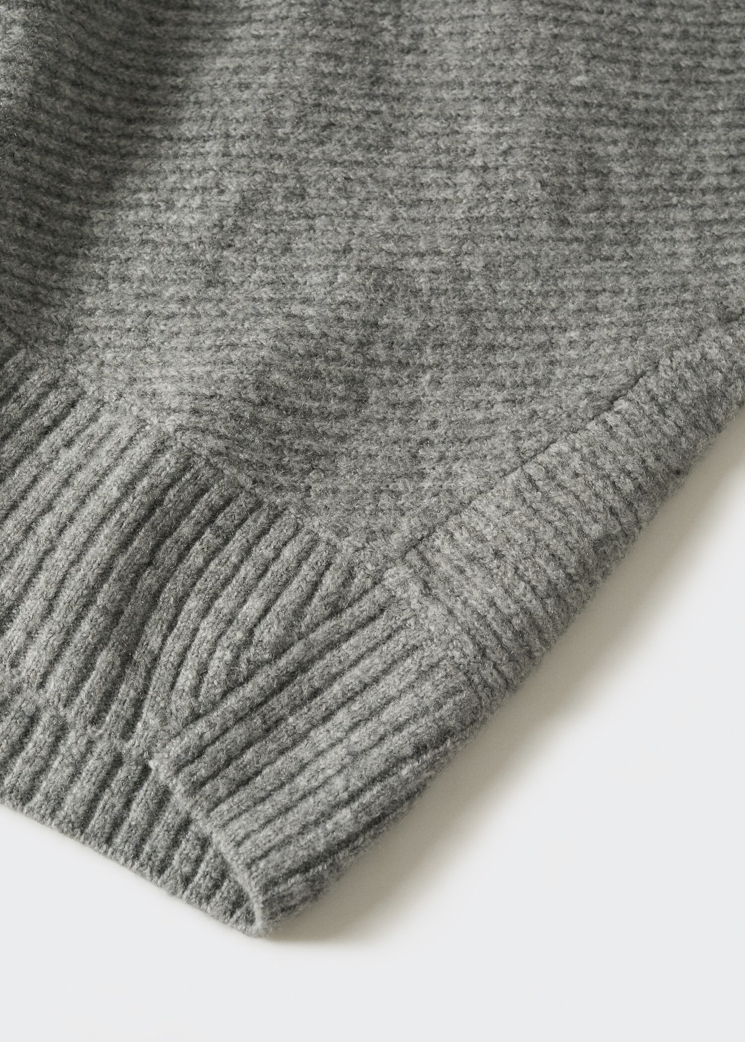 Turtle neck sweater - Details of the article 8
