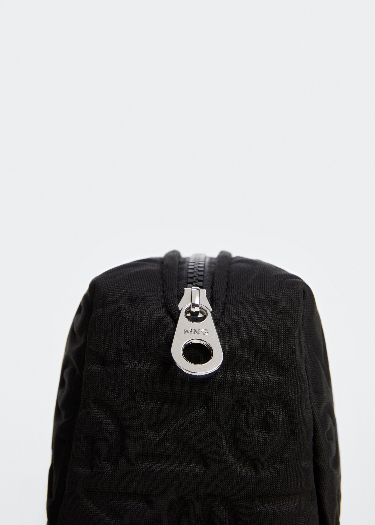 Zipped toiletry bag with logo - Details of the article 1