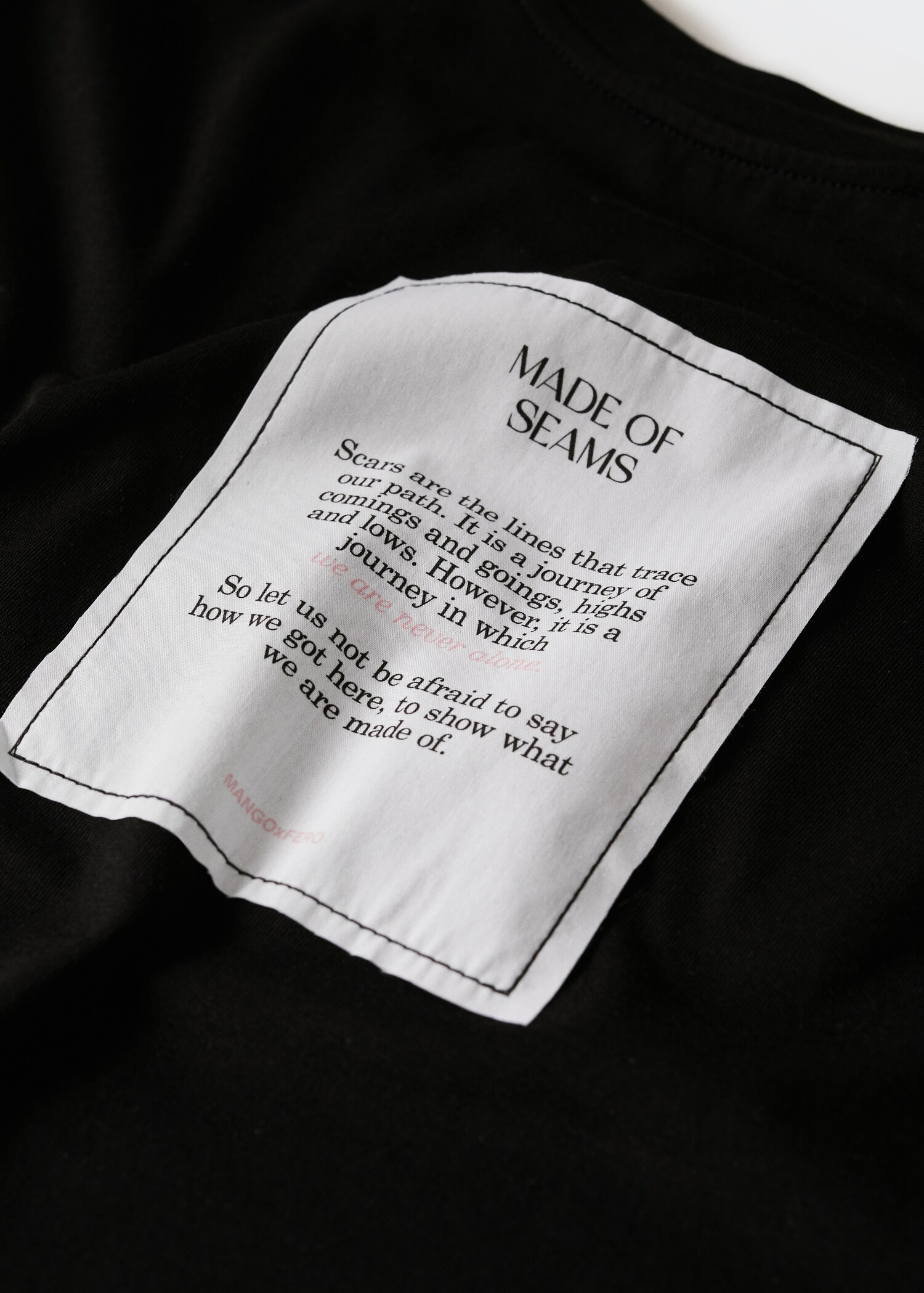Solidarisk t-shirt budskap lapp - Detaljer om artikeln 8