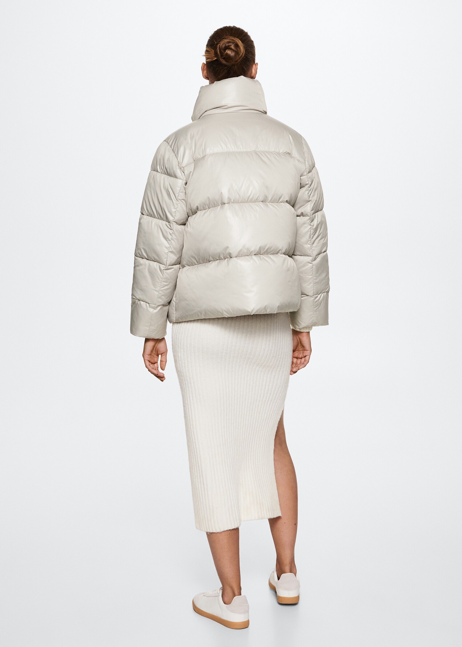 Long collar quilted coat - Reverse of the article
