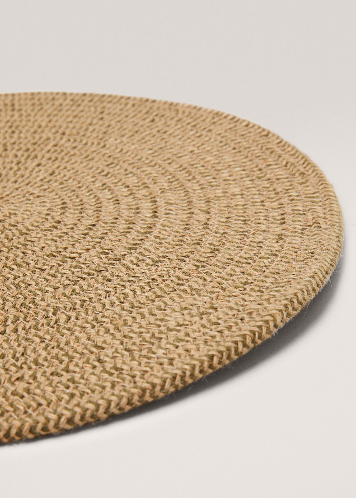 Set de table rond 38 cm - Plan moyen
