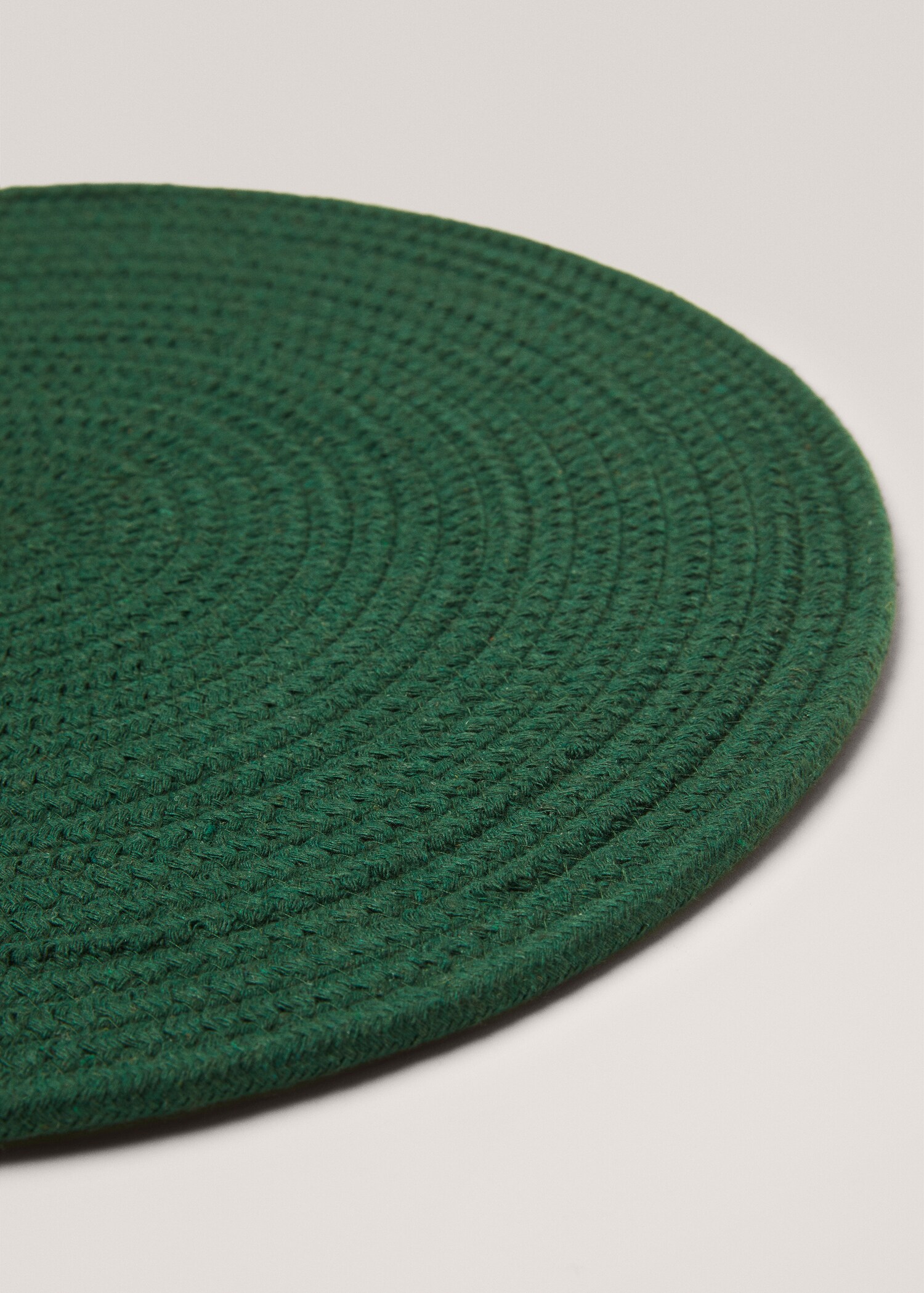 Set de table rond 38 cm - Plan moyen