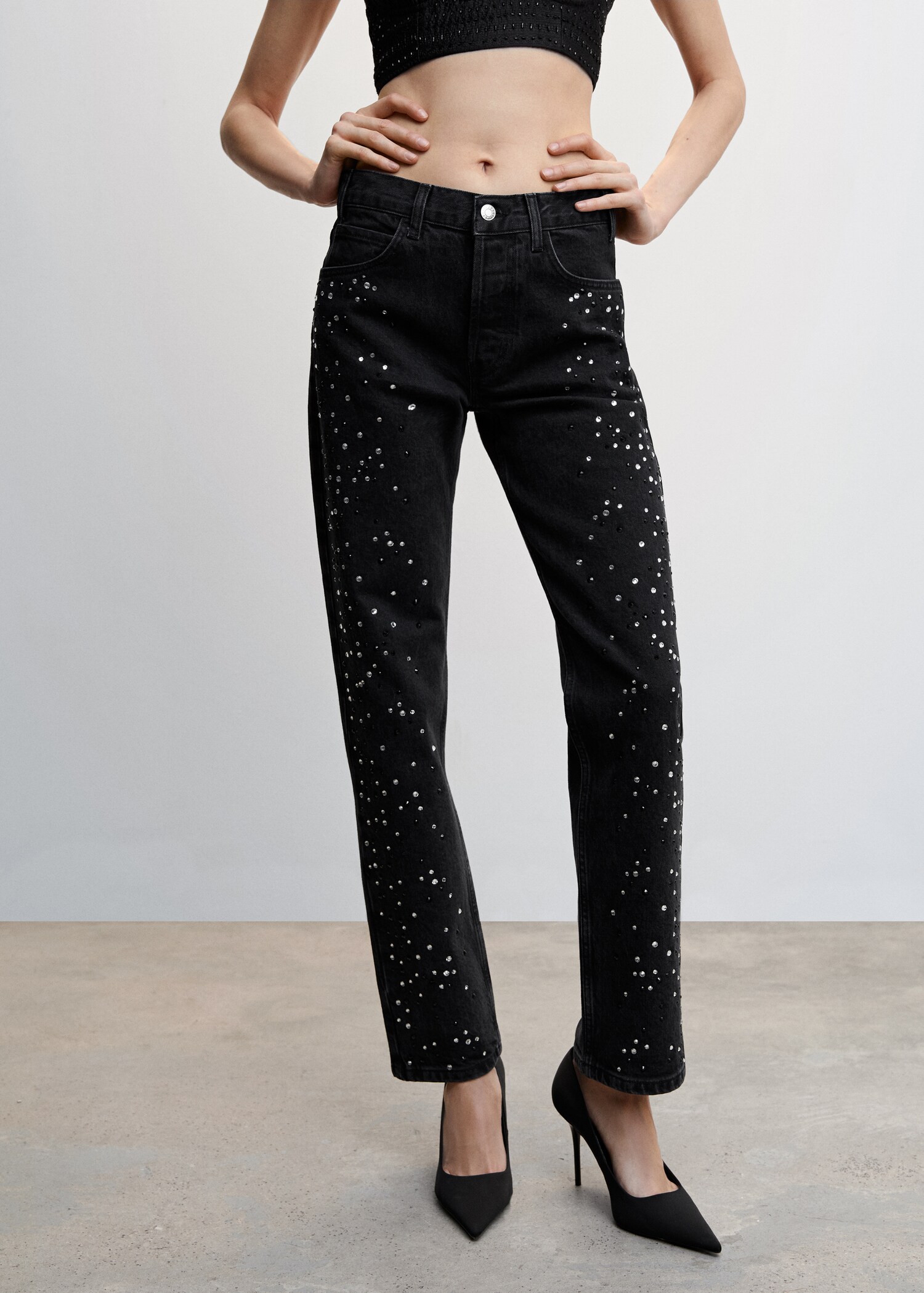 Jeans mit Strasssteinen - Damen | MANGO OUTLET Deutschland