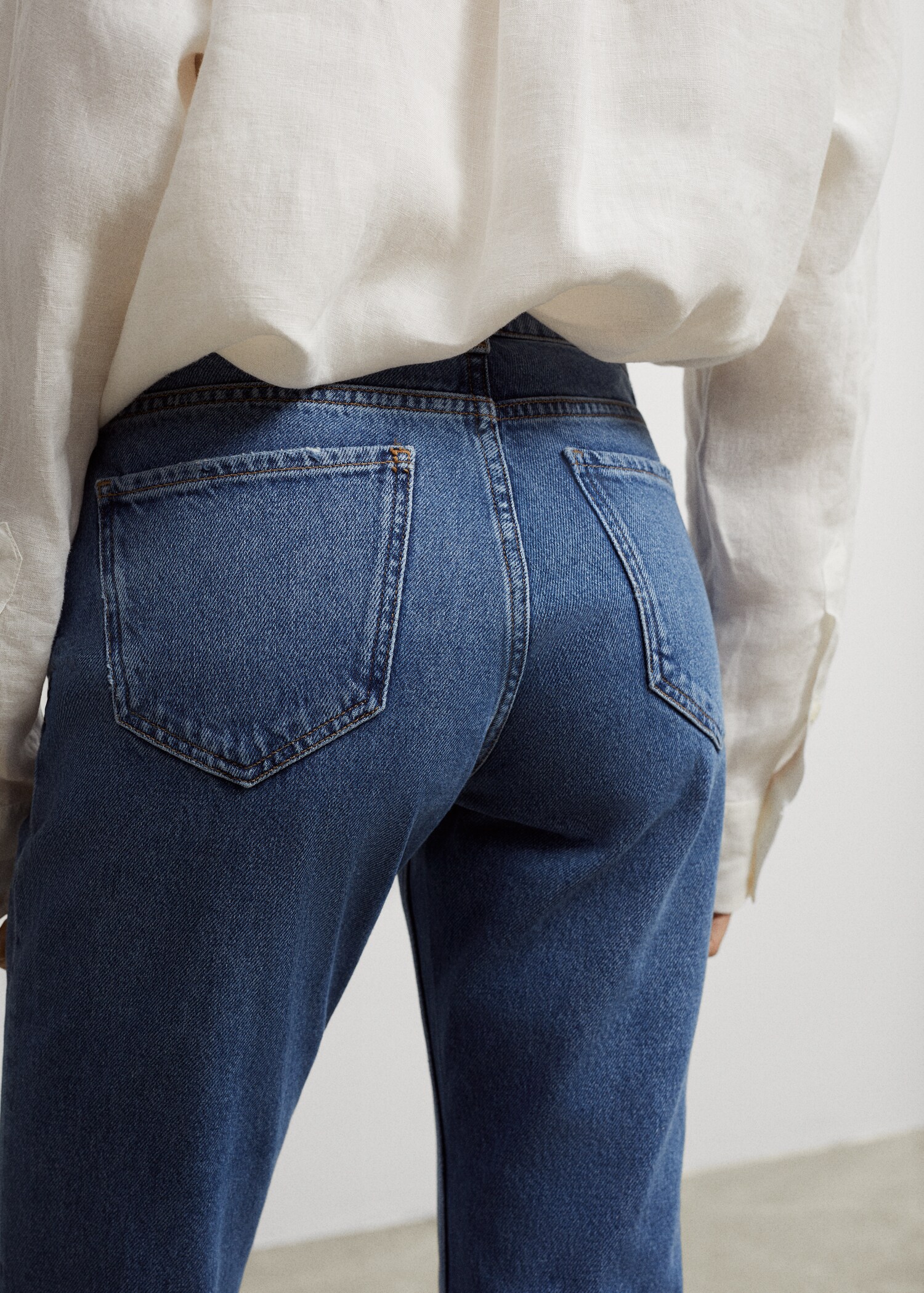Flared jeans - Achterkant van het artikel
