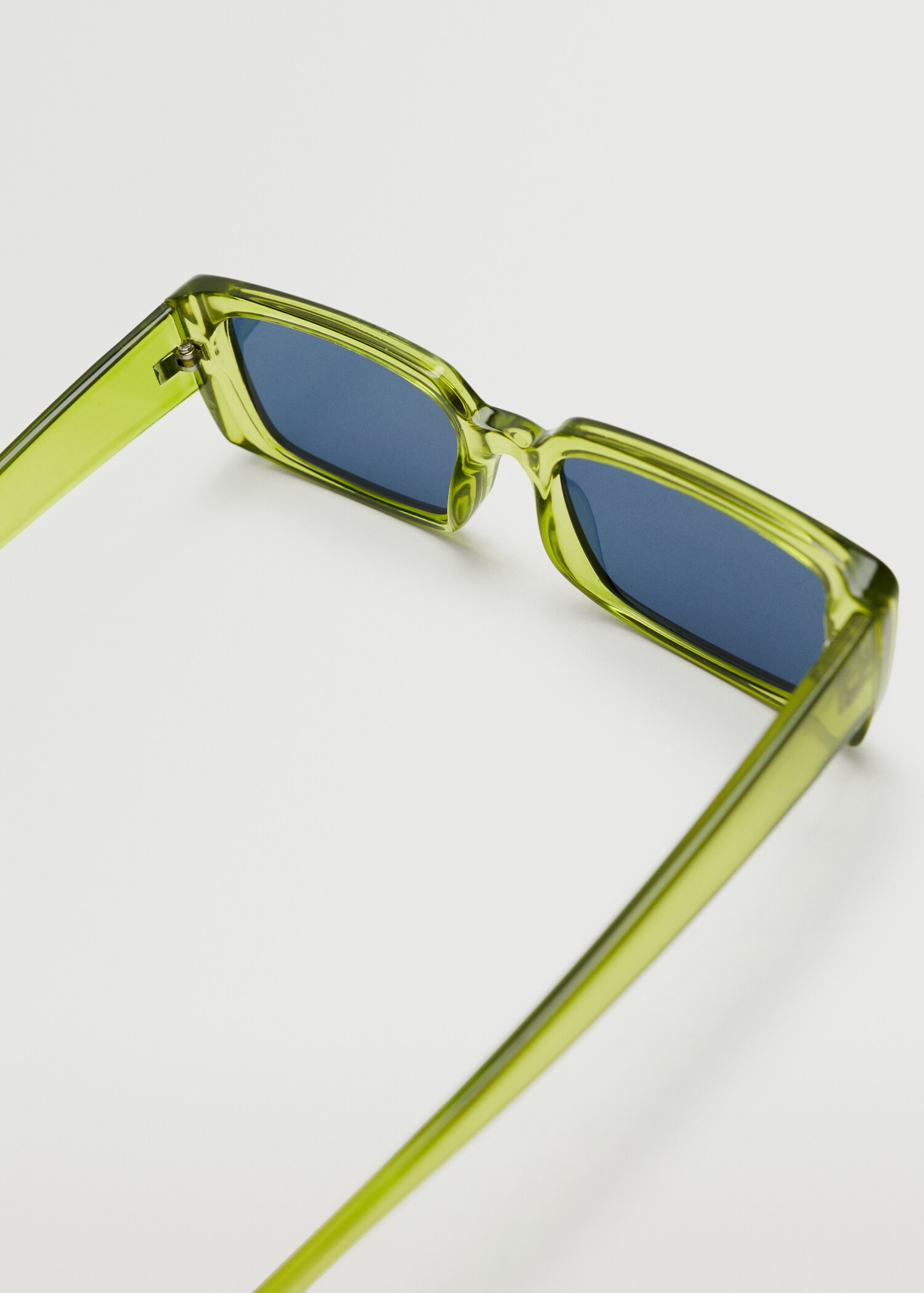Resin frame sunglasses - Details of the article 2