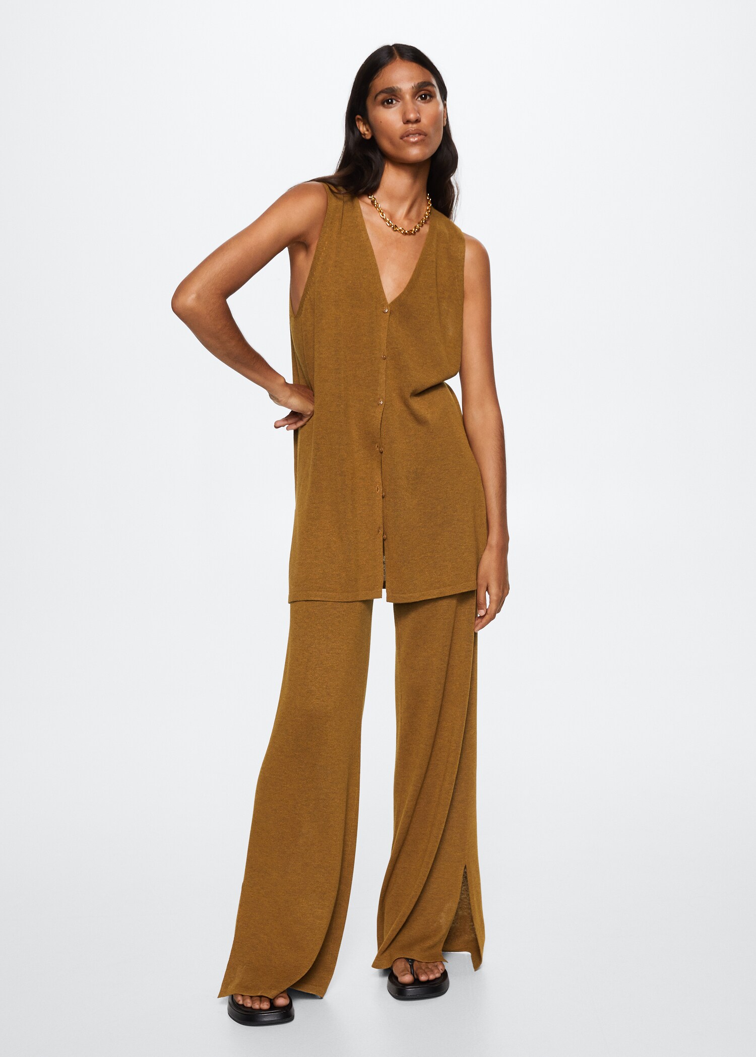 Side slit knit pants - Details of the article 7