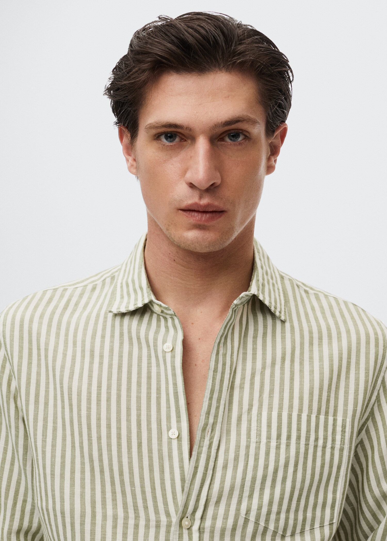 Slim fit striped linen shirt - Details of the article 1