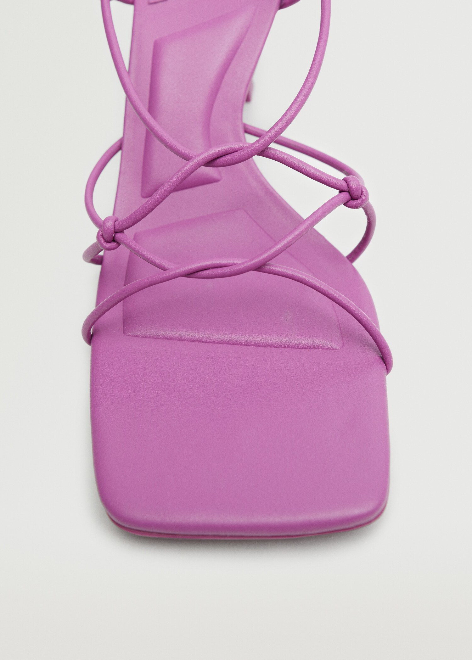 Heel strips sandals - Details of the article 3