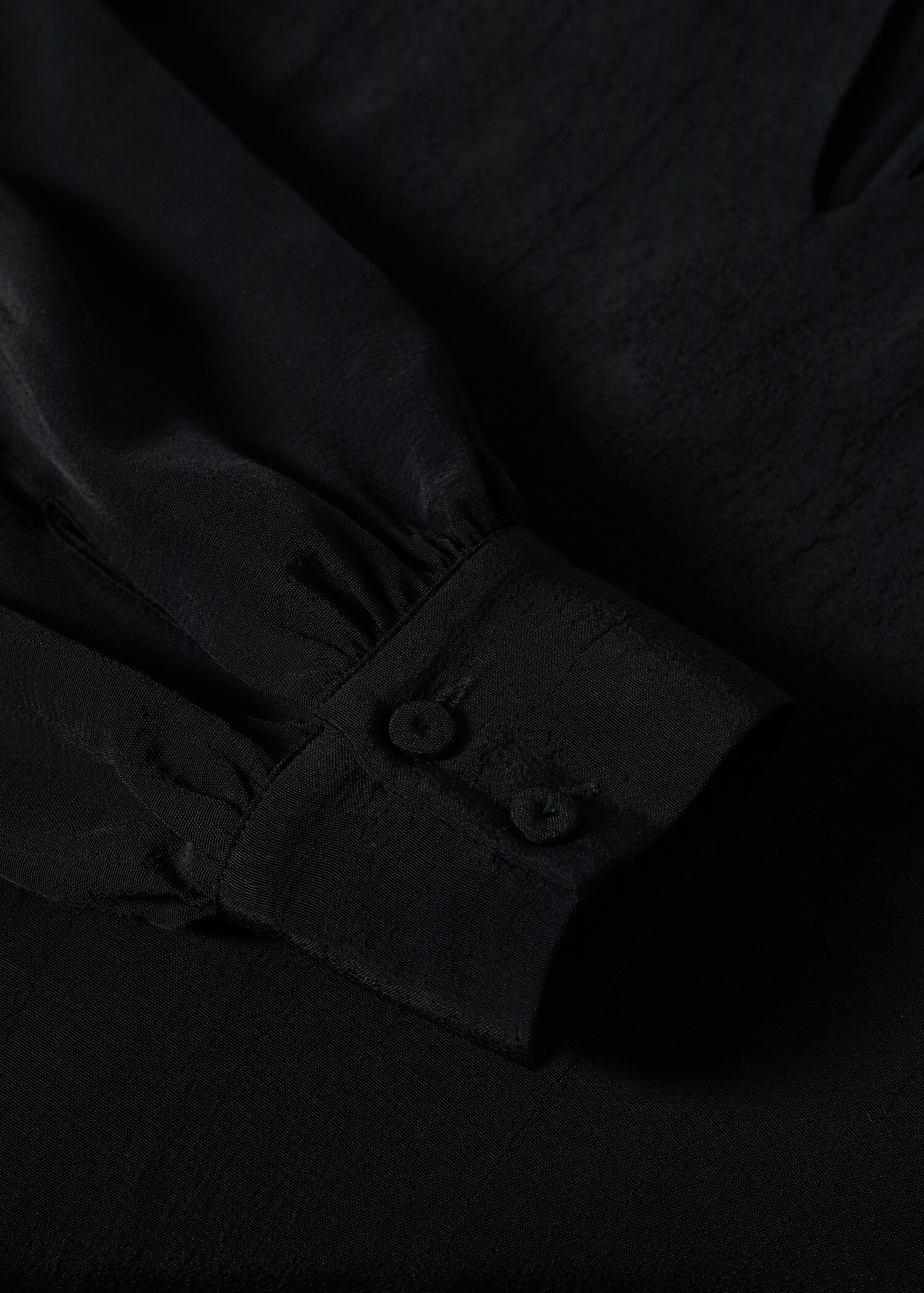 Puffed sleeves flowy blouse - Details of the article 8