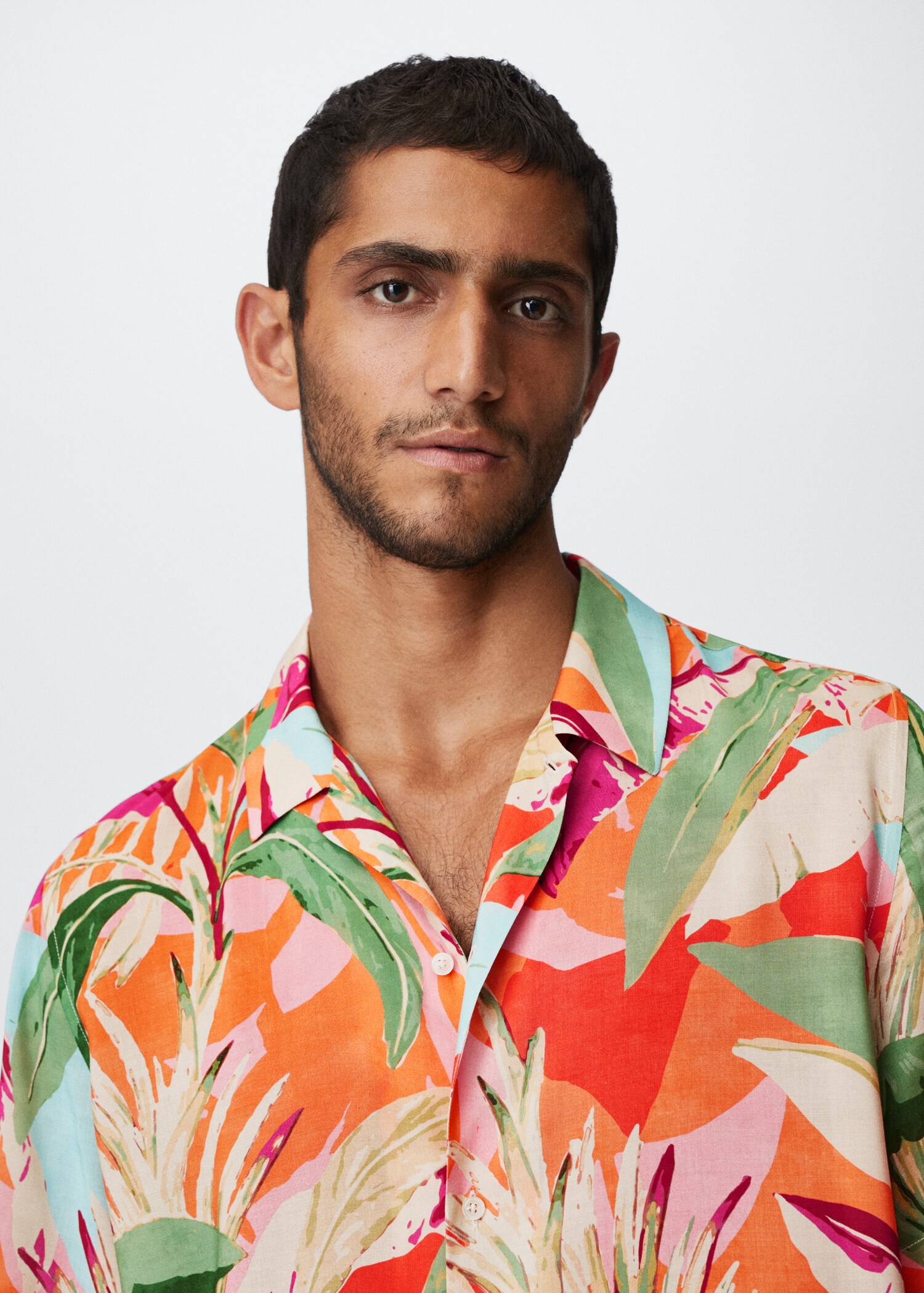 Printed flowy shirt - Details of the article 1