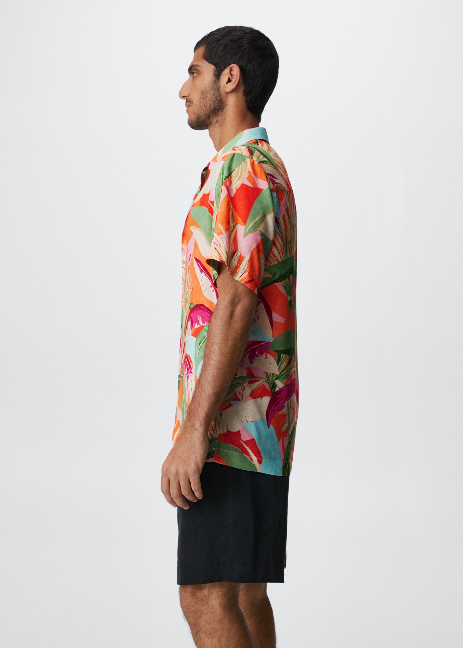 Printed flowy shirt - Details of the article 2