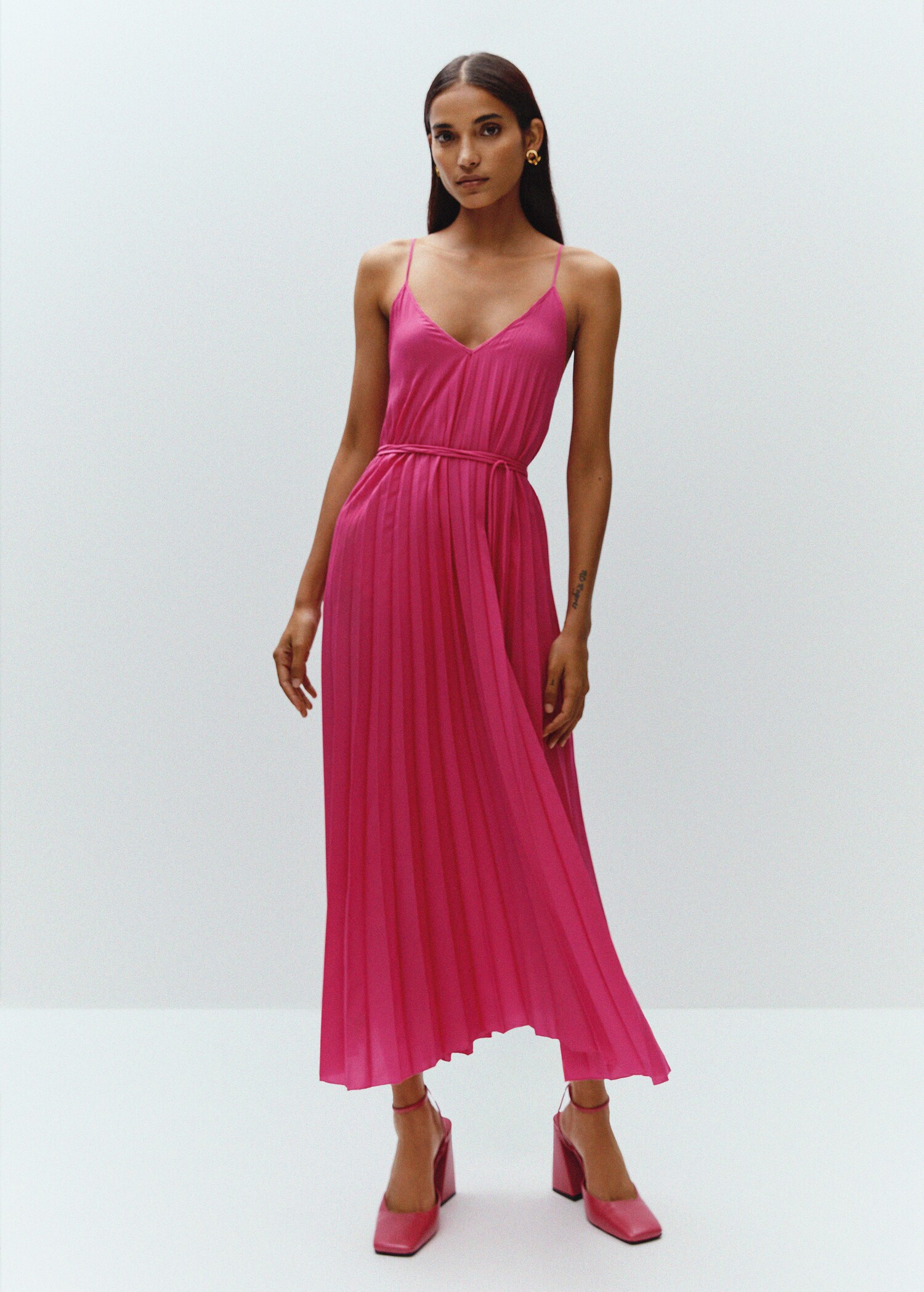Vestido plissado cinto - Pormenor do artigo 6