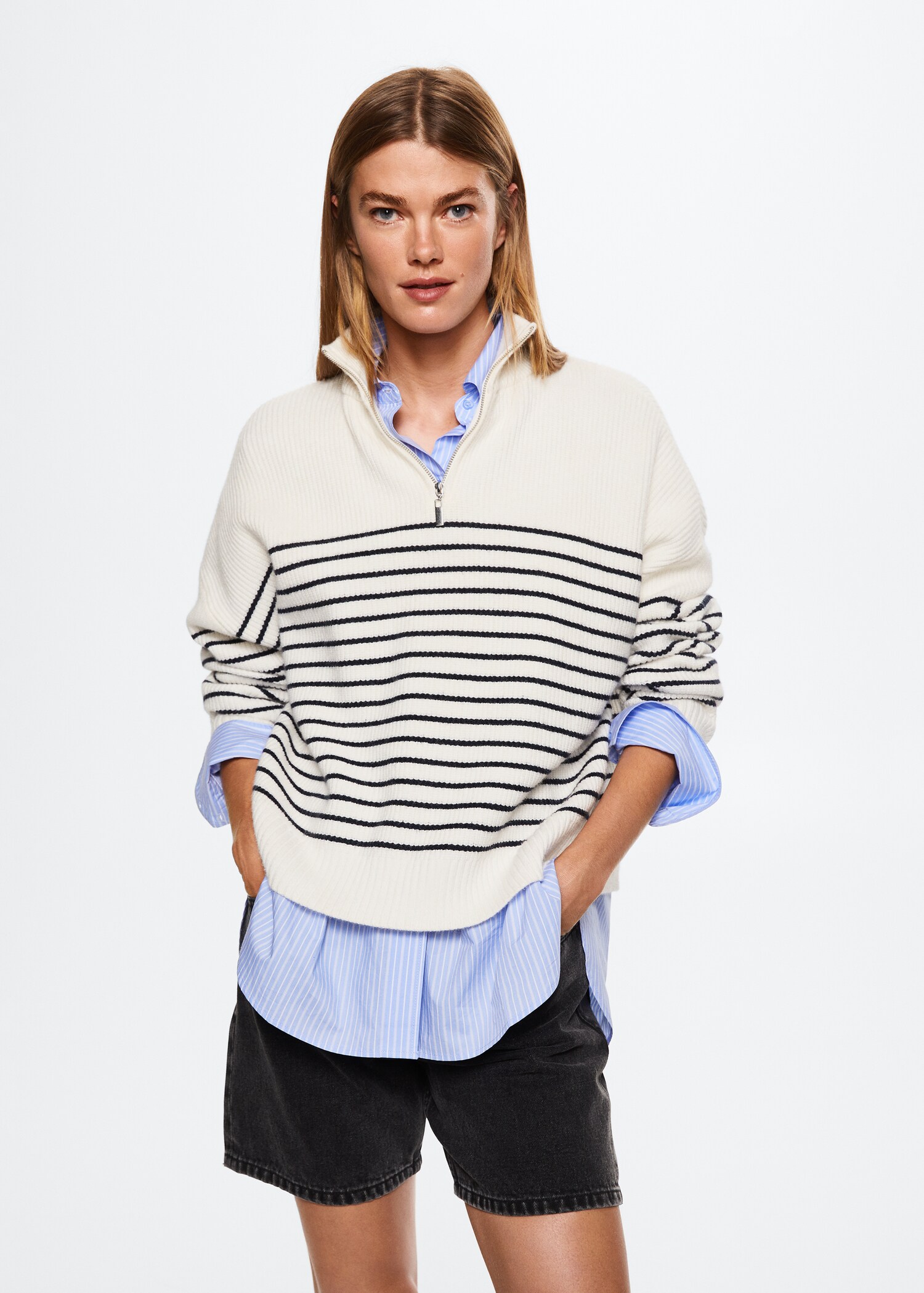 Striped sweater with zip - Medium plane