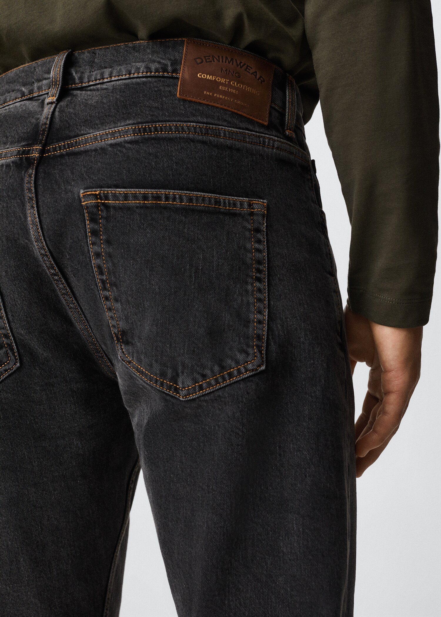 Ben tapered cropped jeans - Details of the article 3