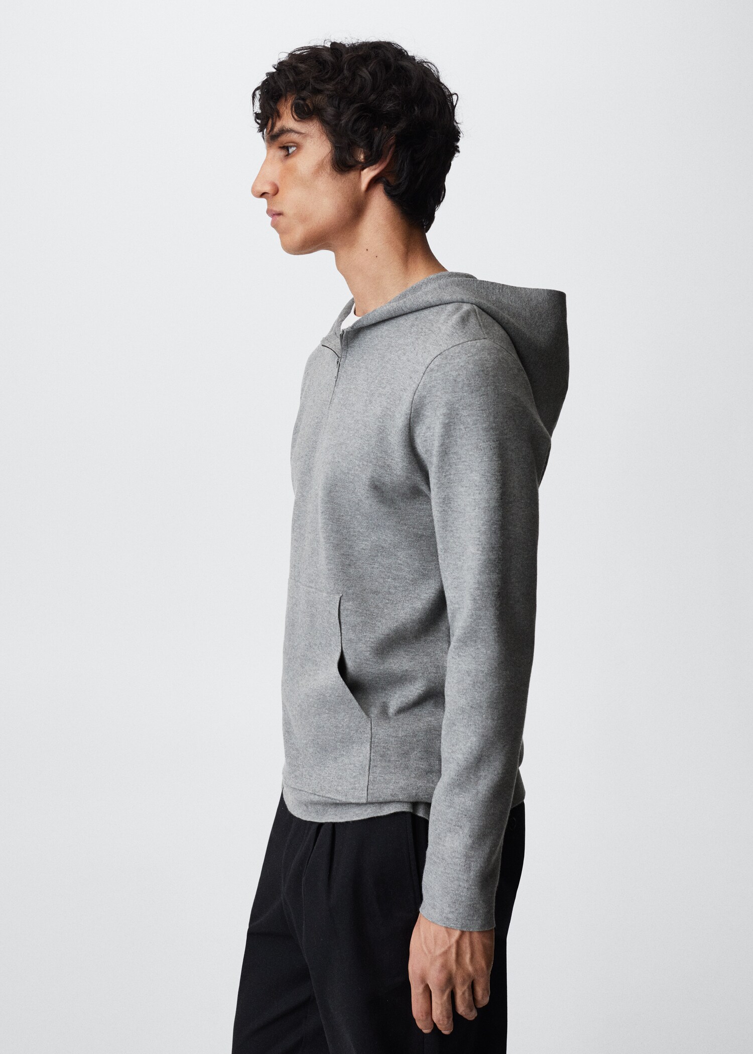 Atmungsaktiver Kapuzenpullover - Detail des Artikels 2