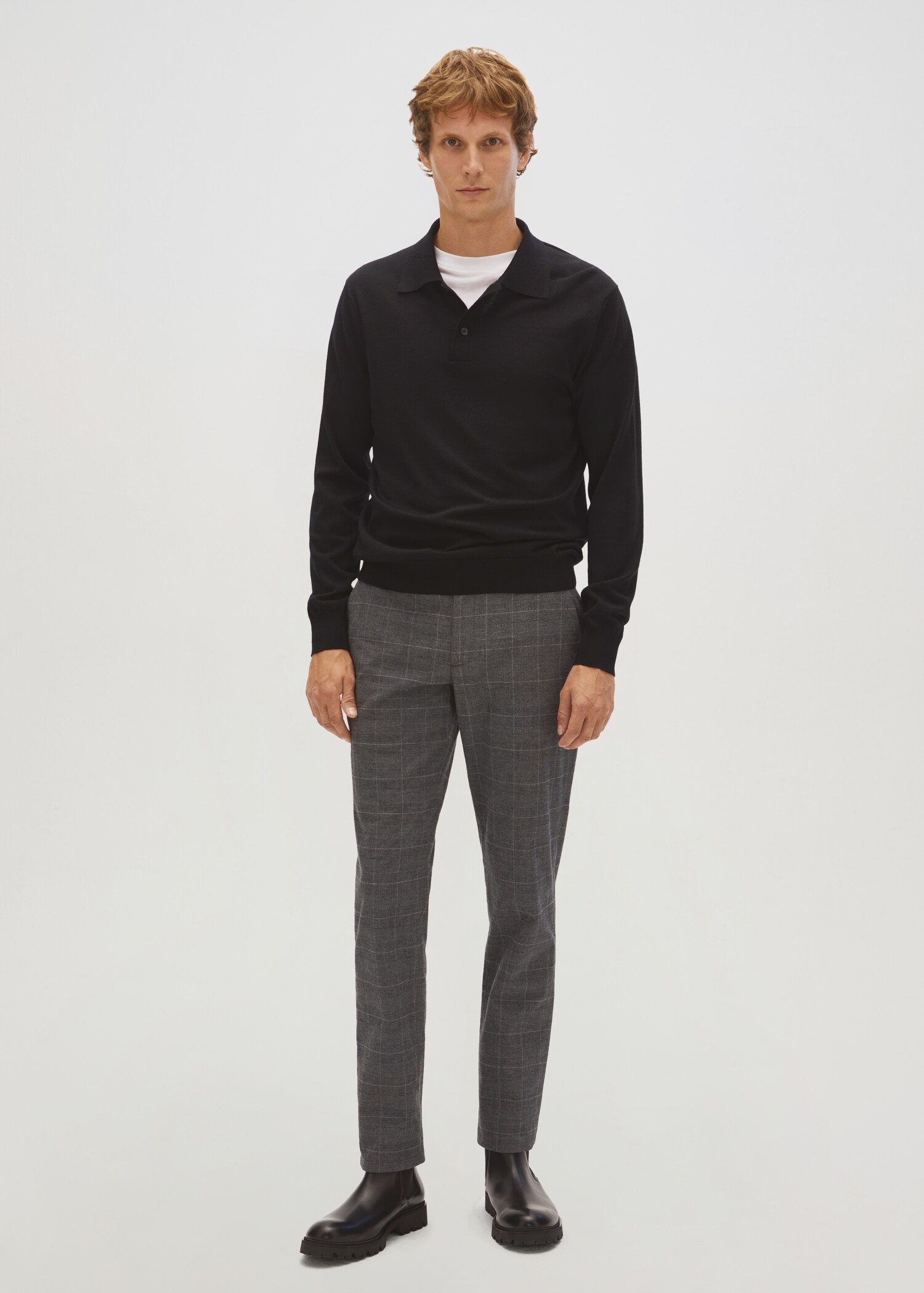 Knitted woollen polo shirt - Details of the article 7