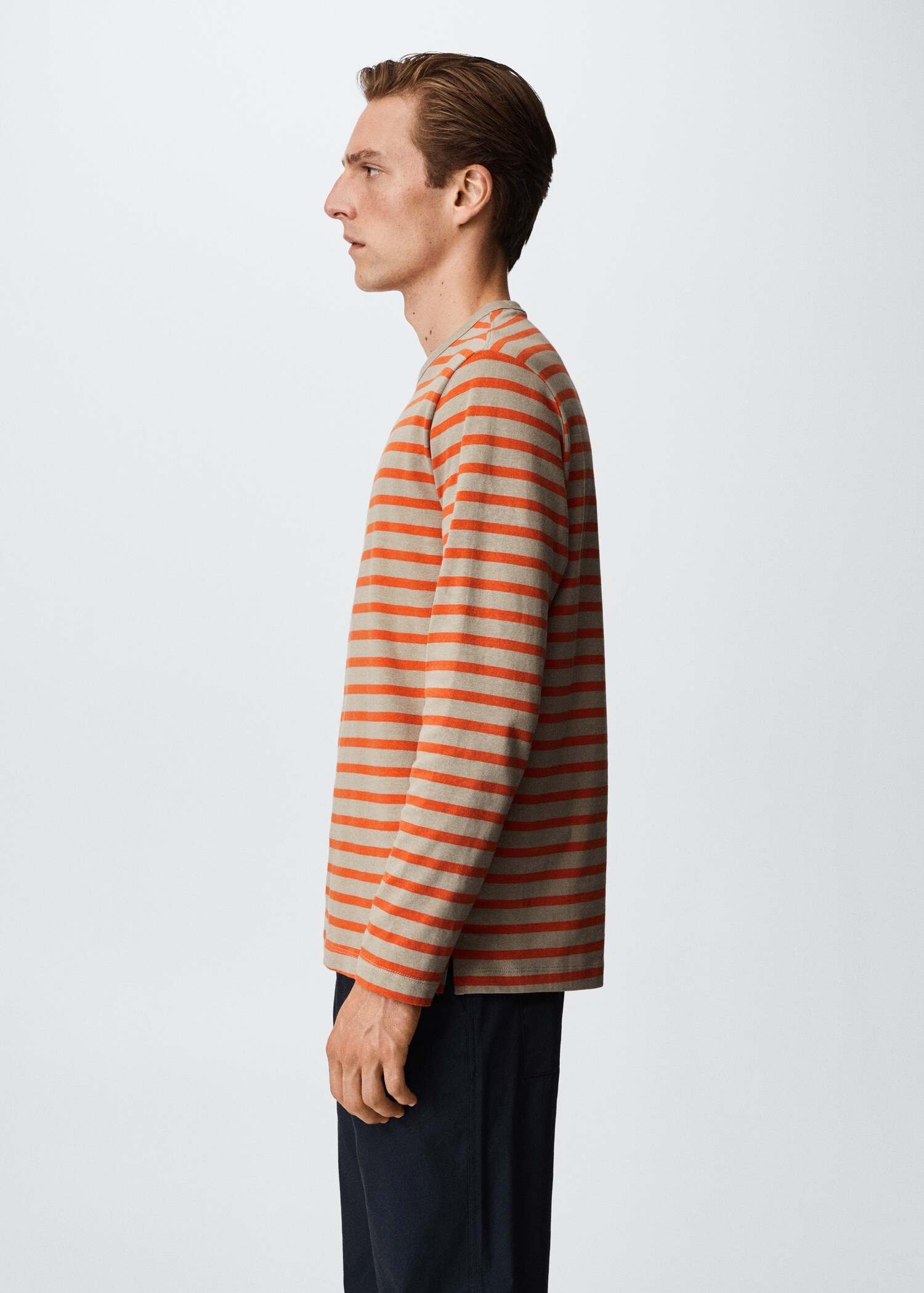 Striped long sleeves t-shirt - Details of the article 2