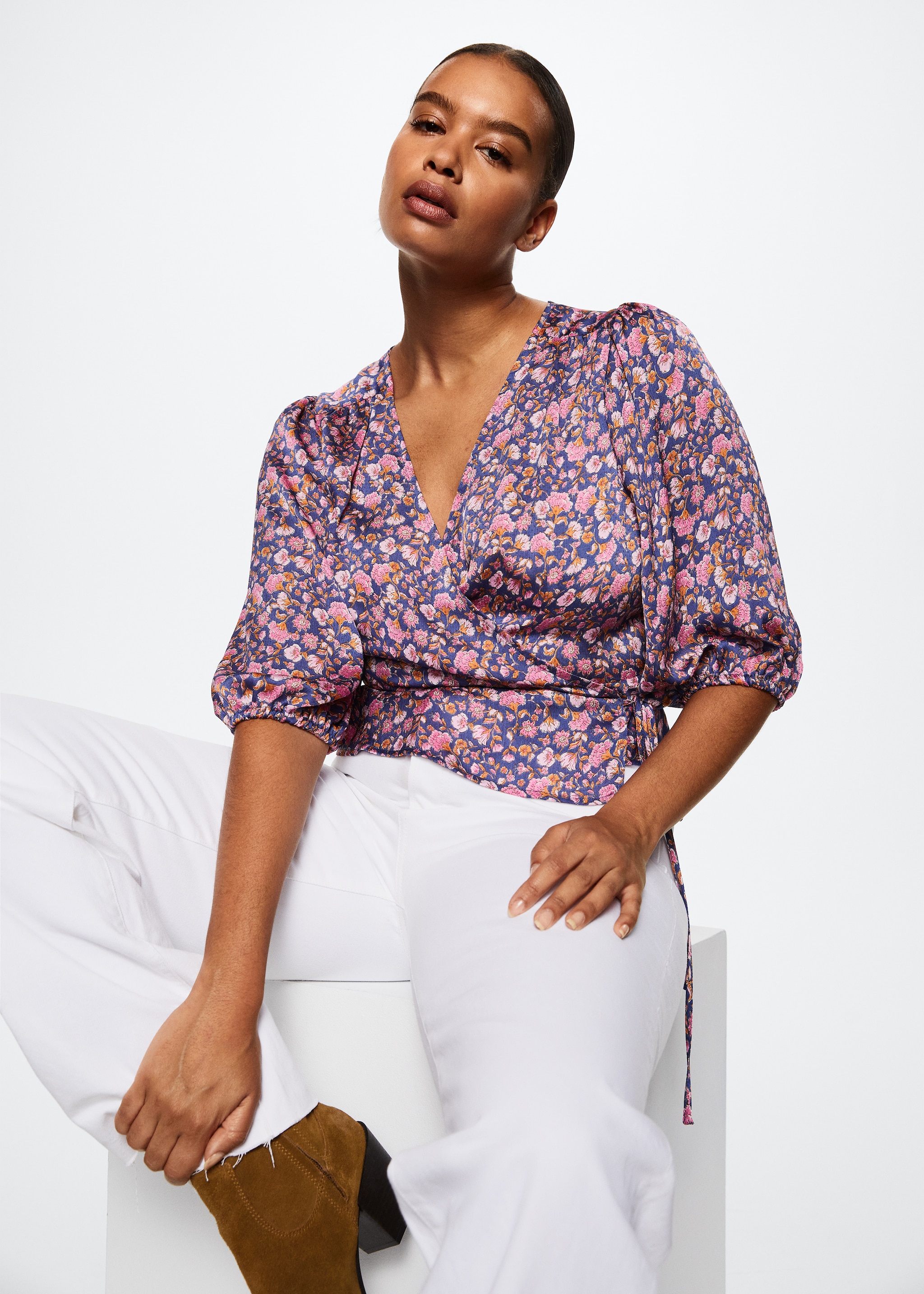 Floral print blouse - Details of the article 5