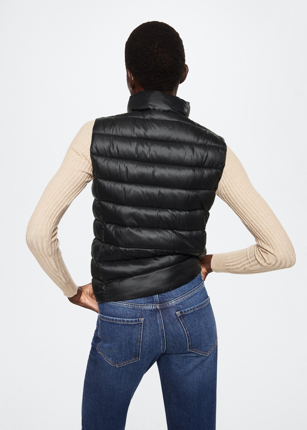 Ultra-light quilted vest - Woman | MANGO OUTLET USA 