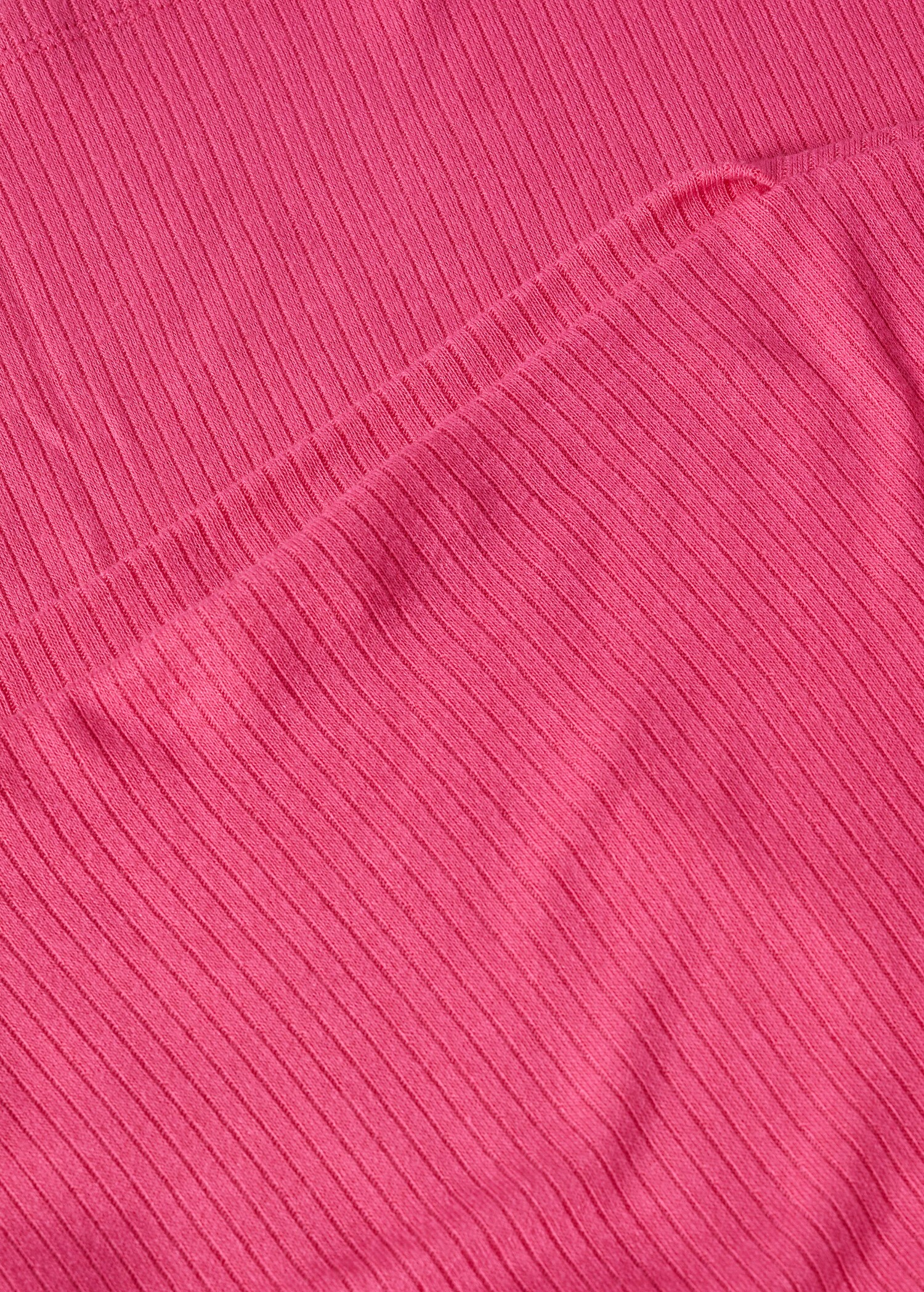 T-Shirt mit Bateau-Ausschnitt - Detail des Artikels 8