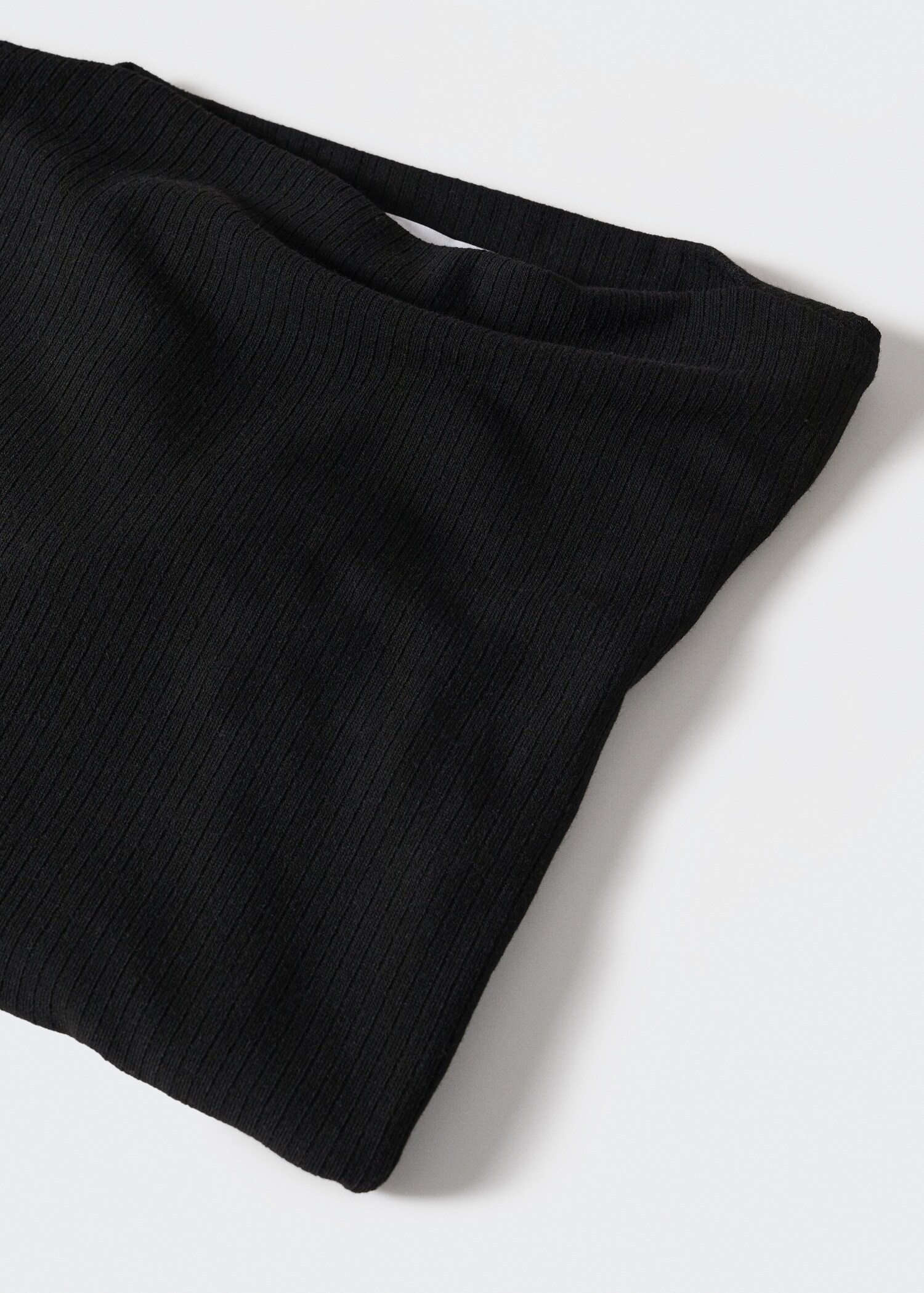 T-Shirt mit Bateau-Ausschnitt - Detail des Artikels 8