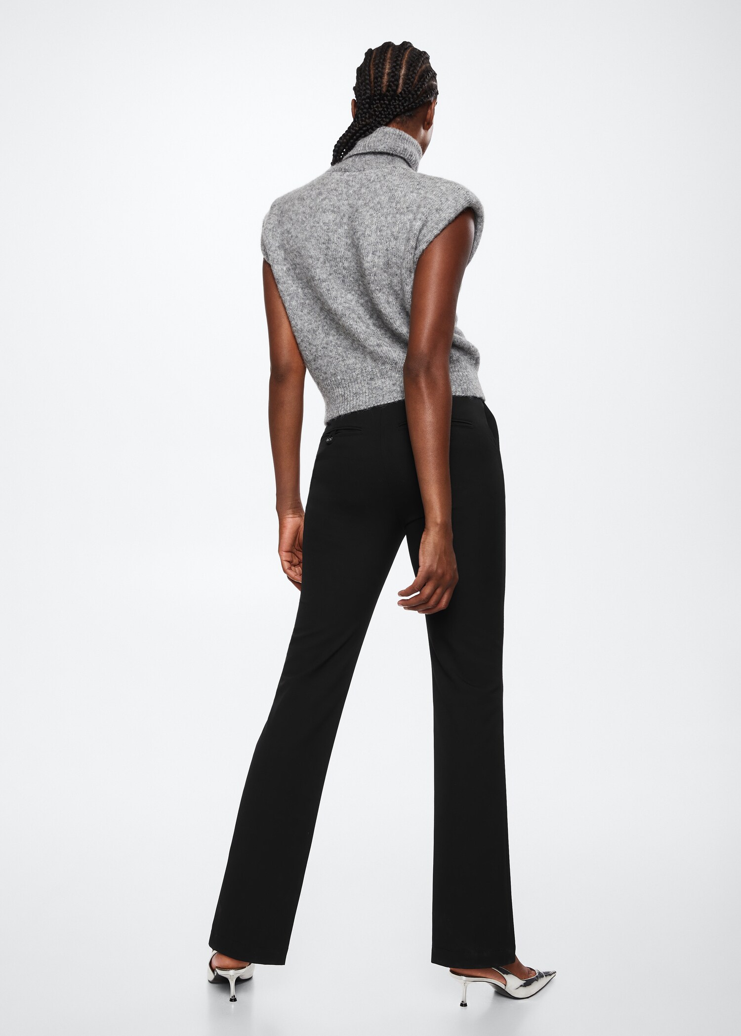 Slit hem trousers - Reverse of the article