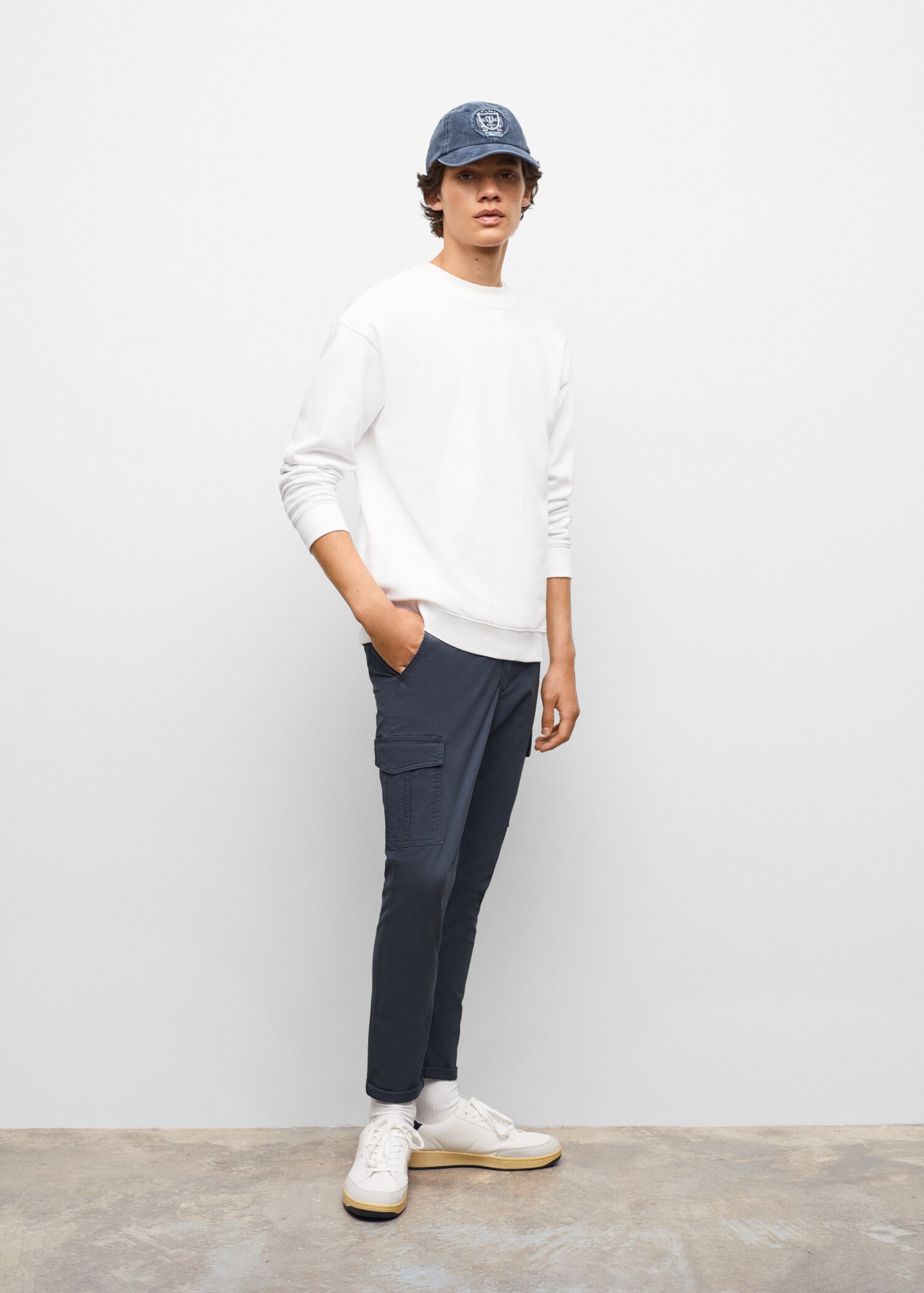Pantaloni cargo din bumbac - Plan mediu