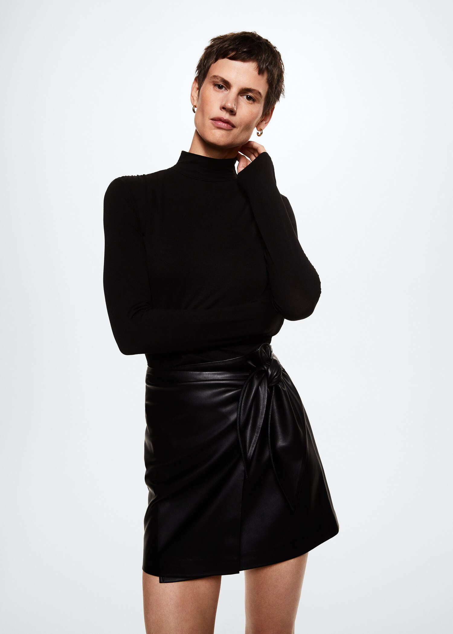 Leather-effect skirt - Details of the article 2