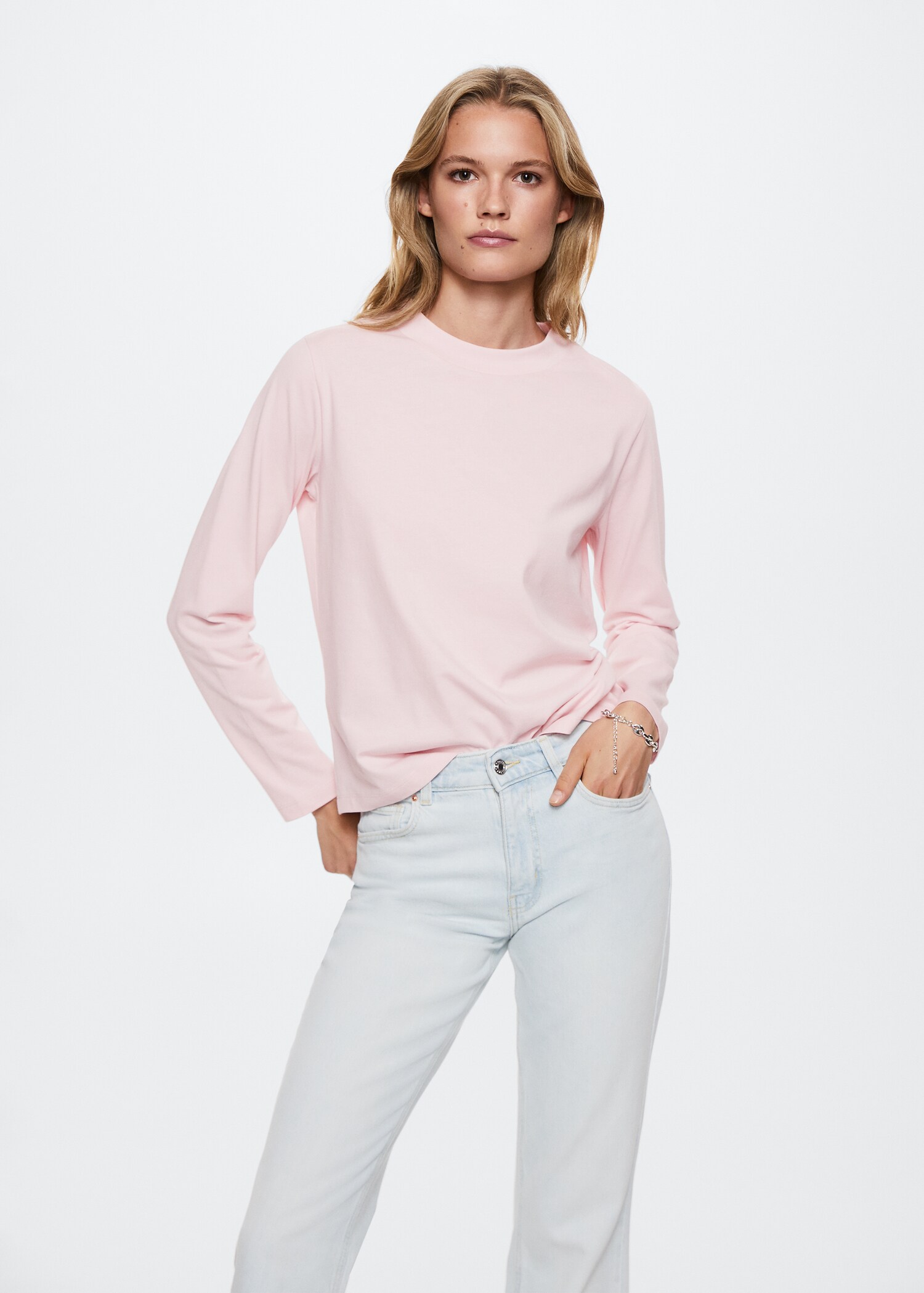 Langärmliges Baumwoll-T-Shirt - Mittlere Ansicht