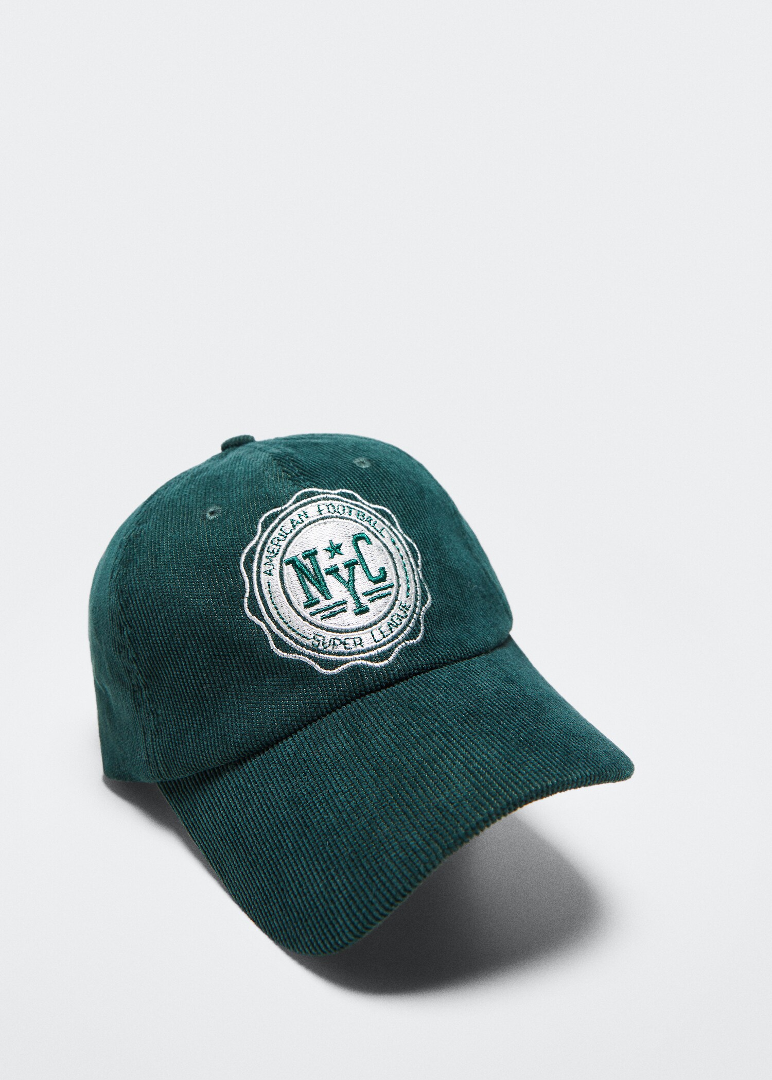 Gorra pana bordado - Plano medio