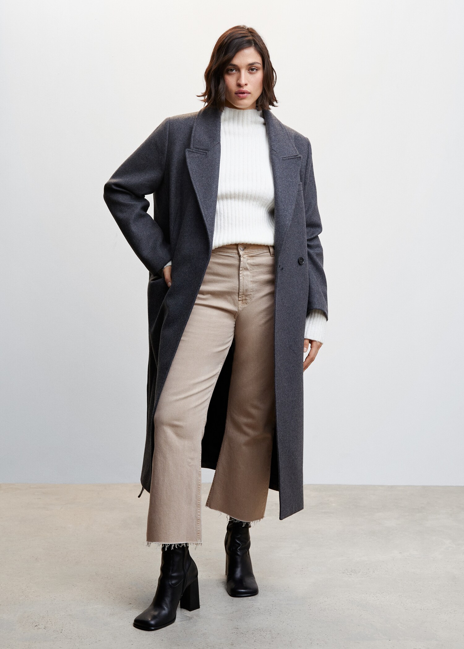 High-waist bootcut jeans - Details of the article 3