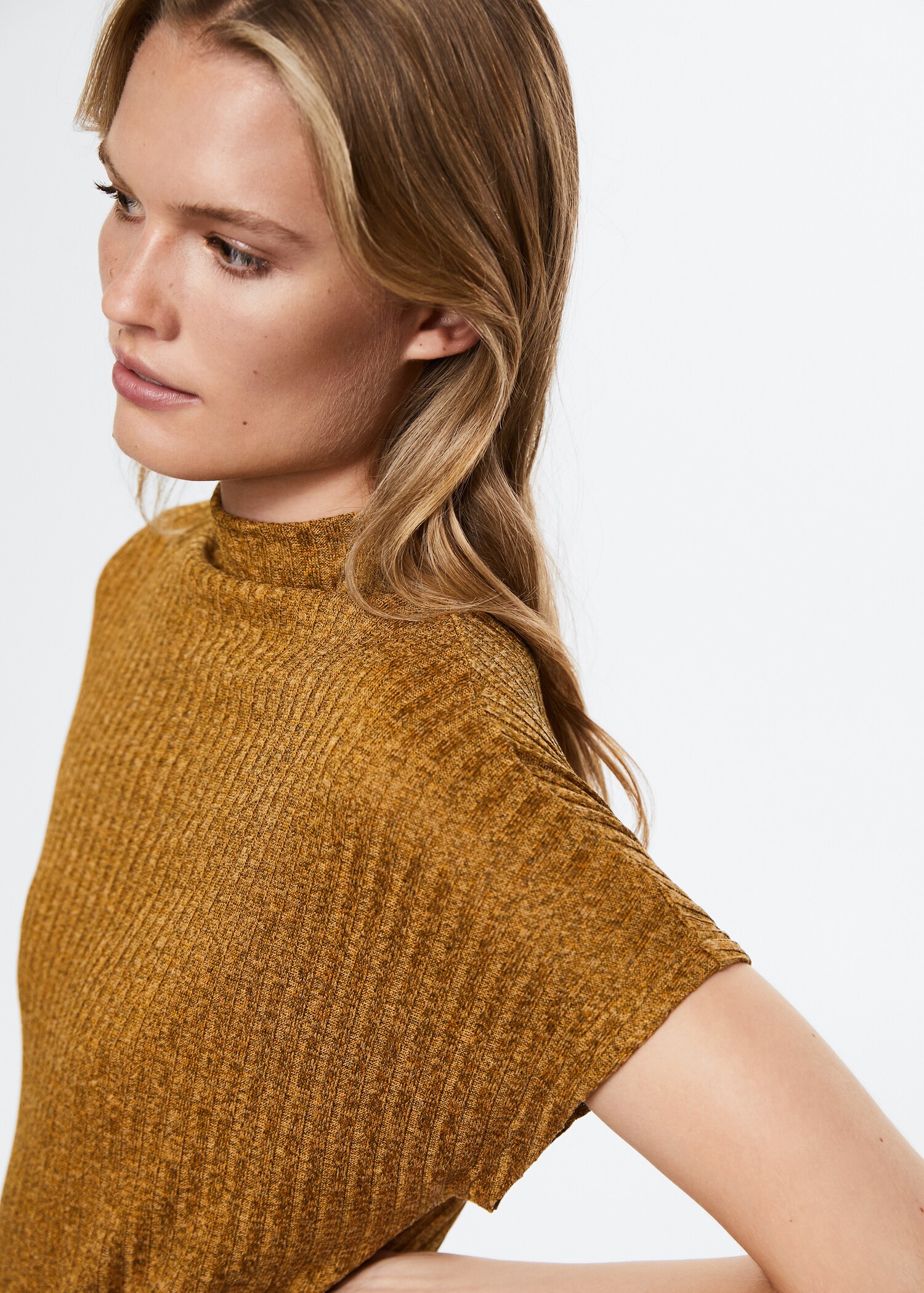 Ribbed midi dress - Details of the article 1